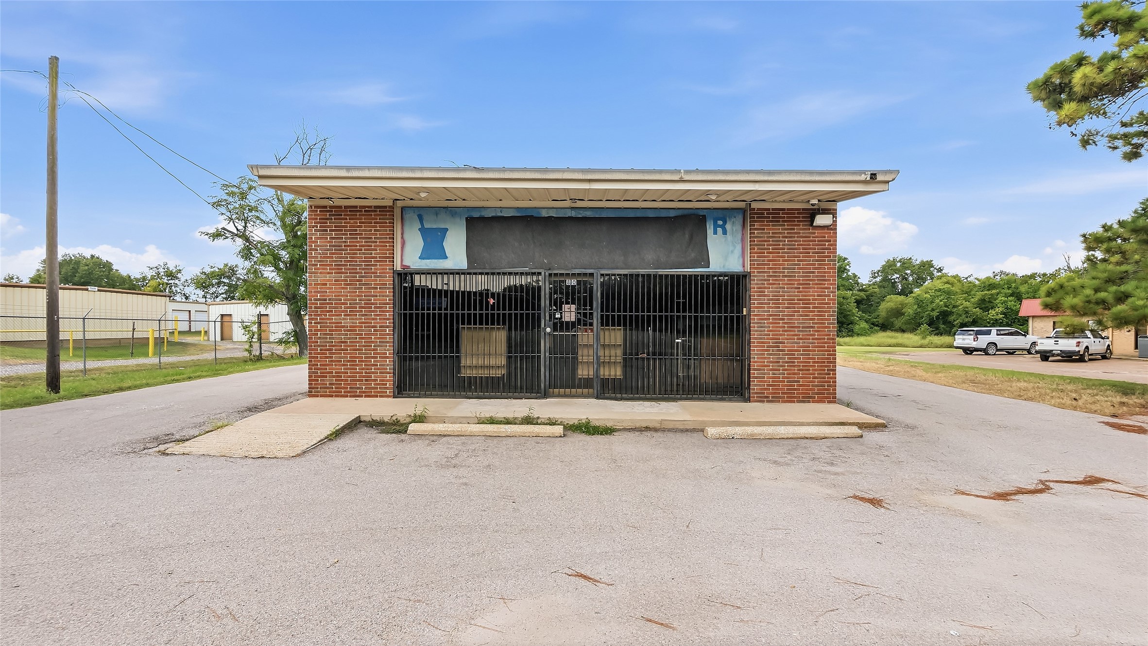 810 S State Street Property Photo 2
