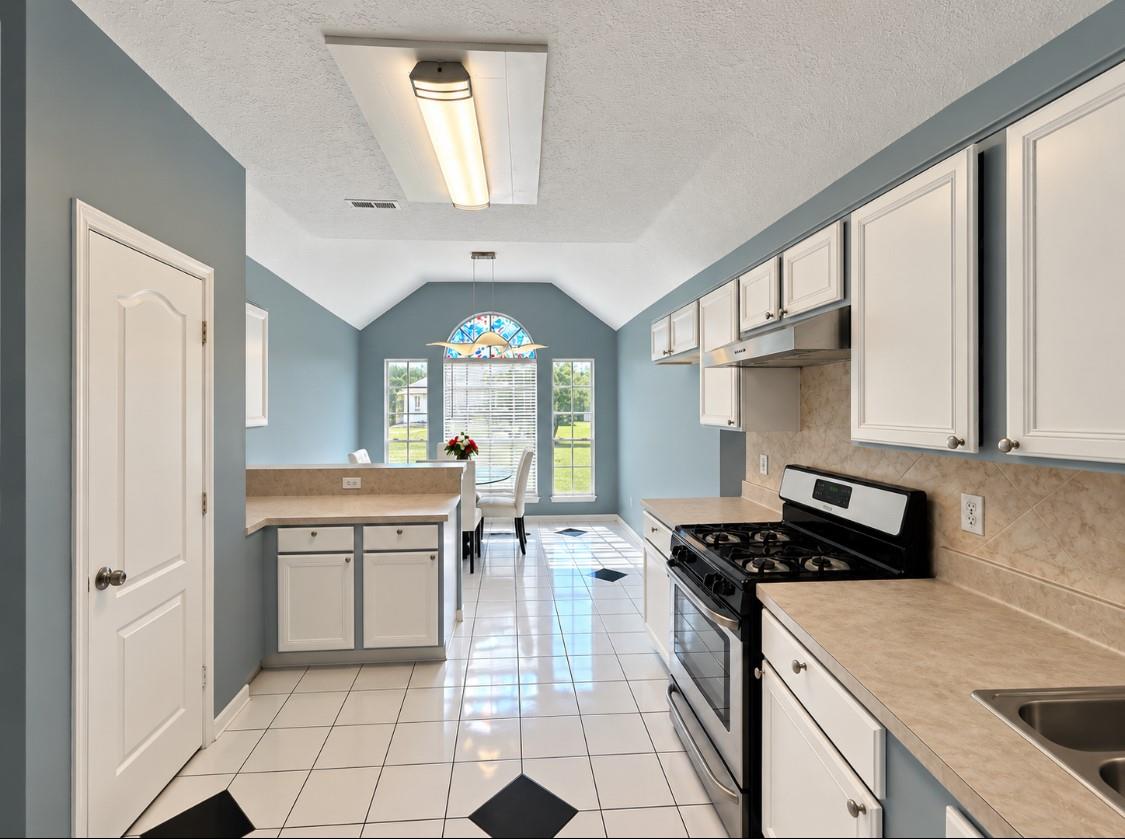 13618 Sablegrove Lane Property Photo 10