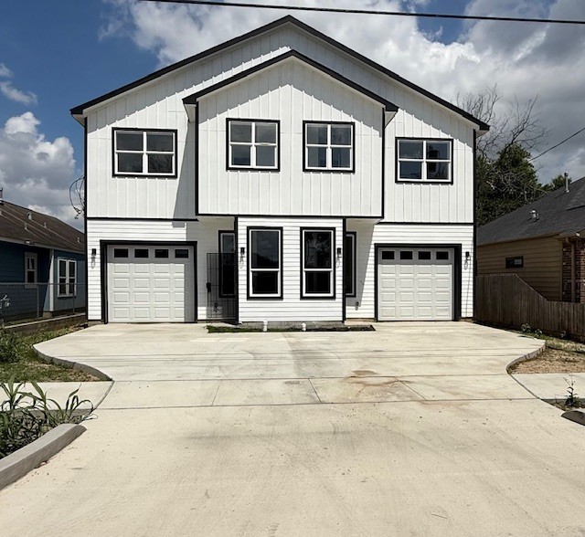 4607 Clover Street Property Photo 1