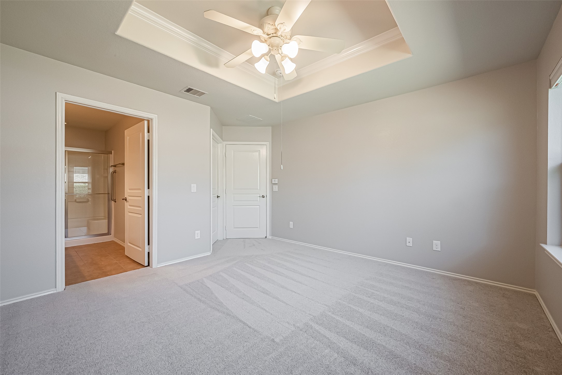 1026 Oleander Way Property Photo 26