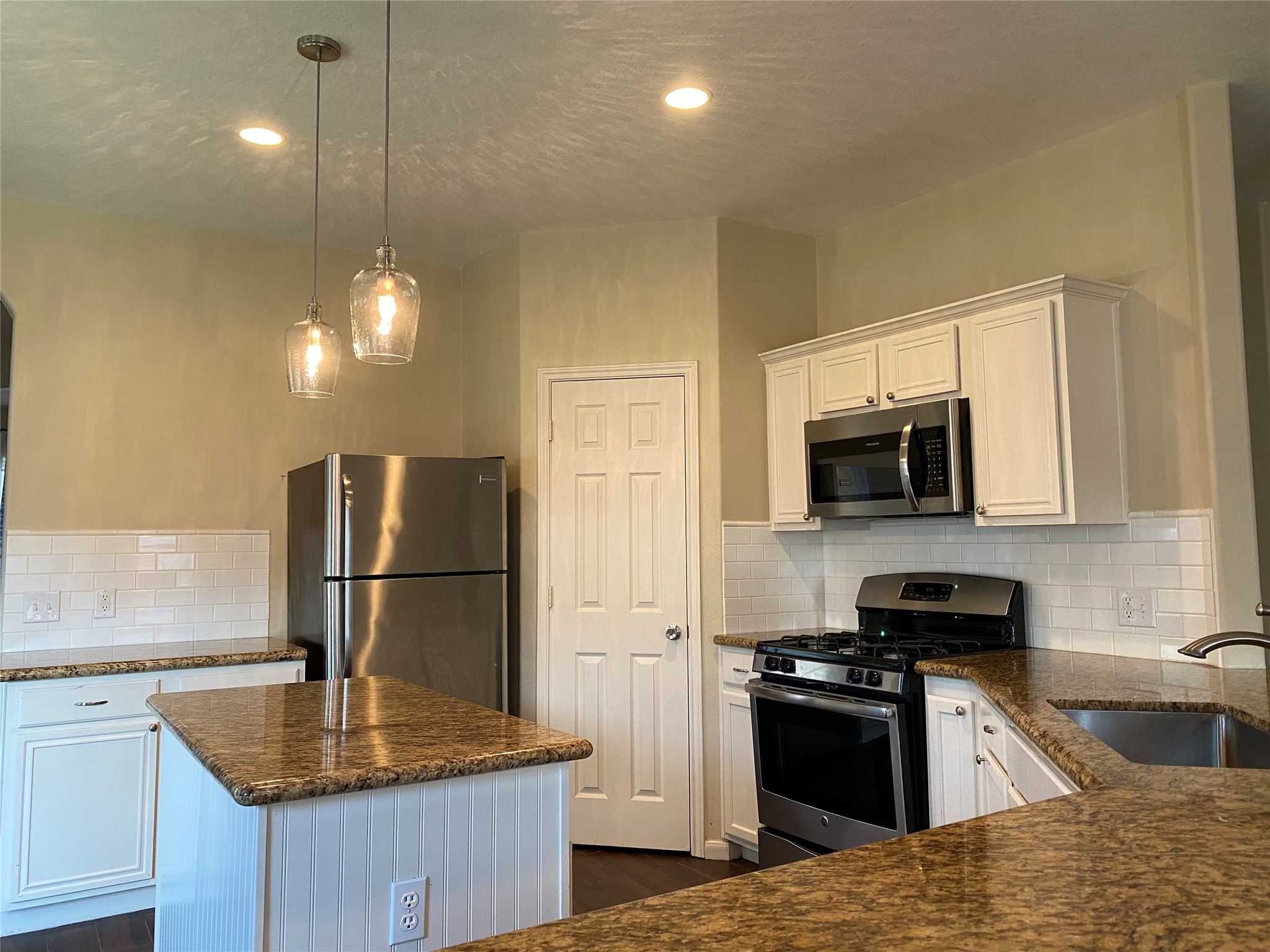 1202 Hemple Drive Property Photo 9