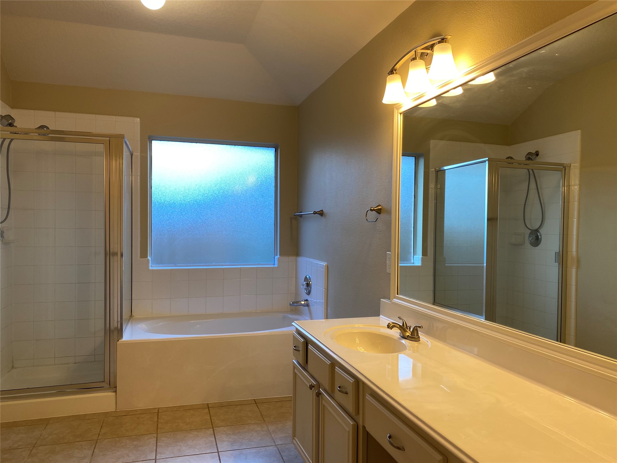 1202 Hemple Drive Property Photo 12
