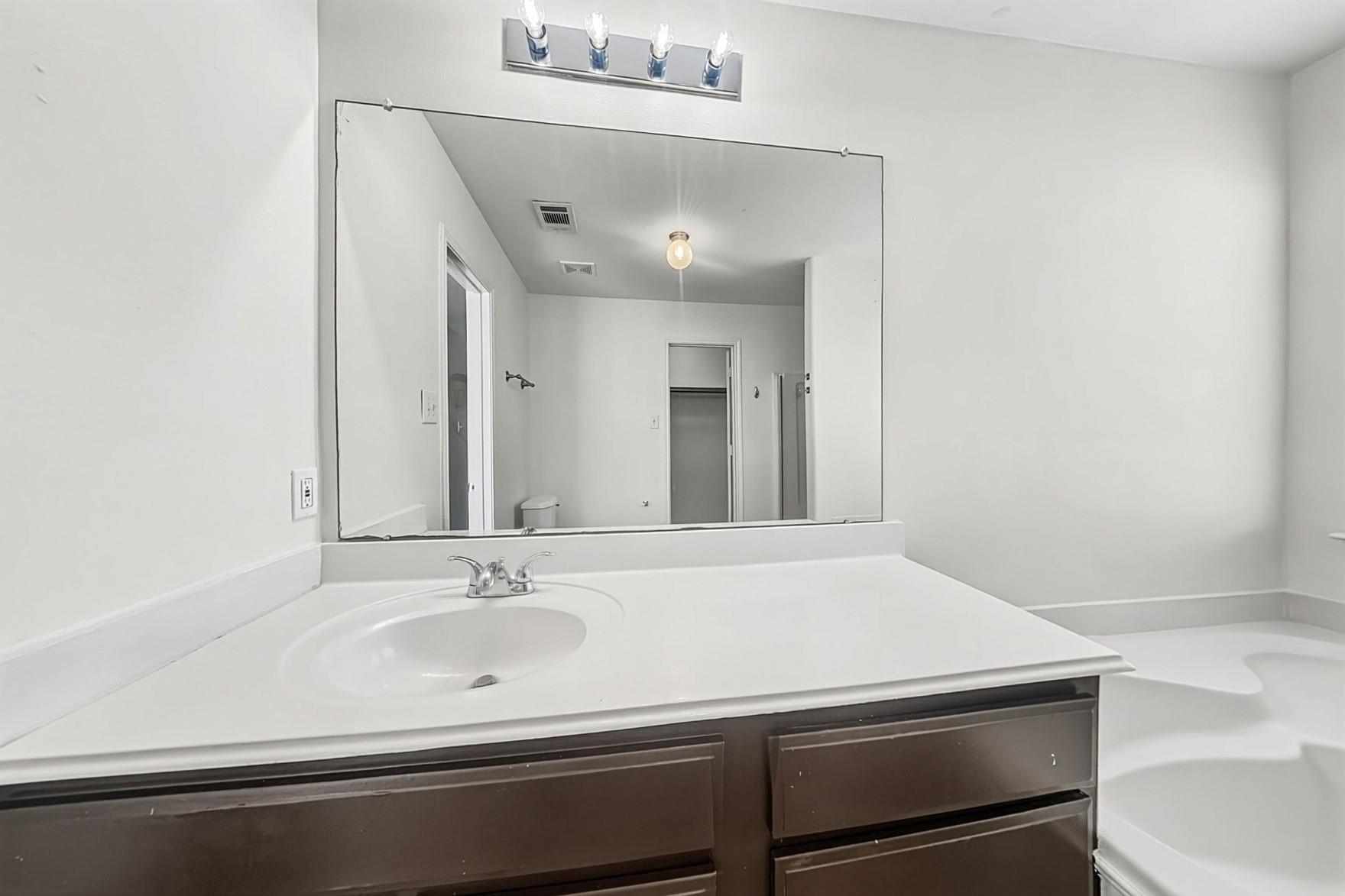 4214 Pecos River Drive Property Photo 8