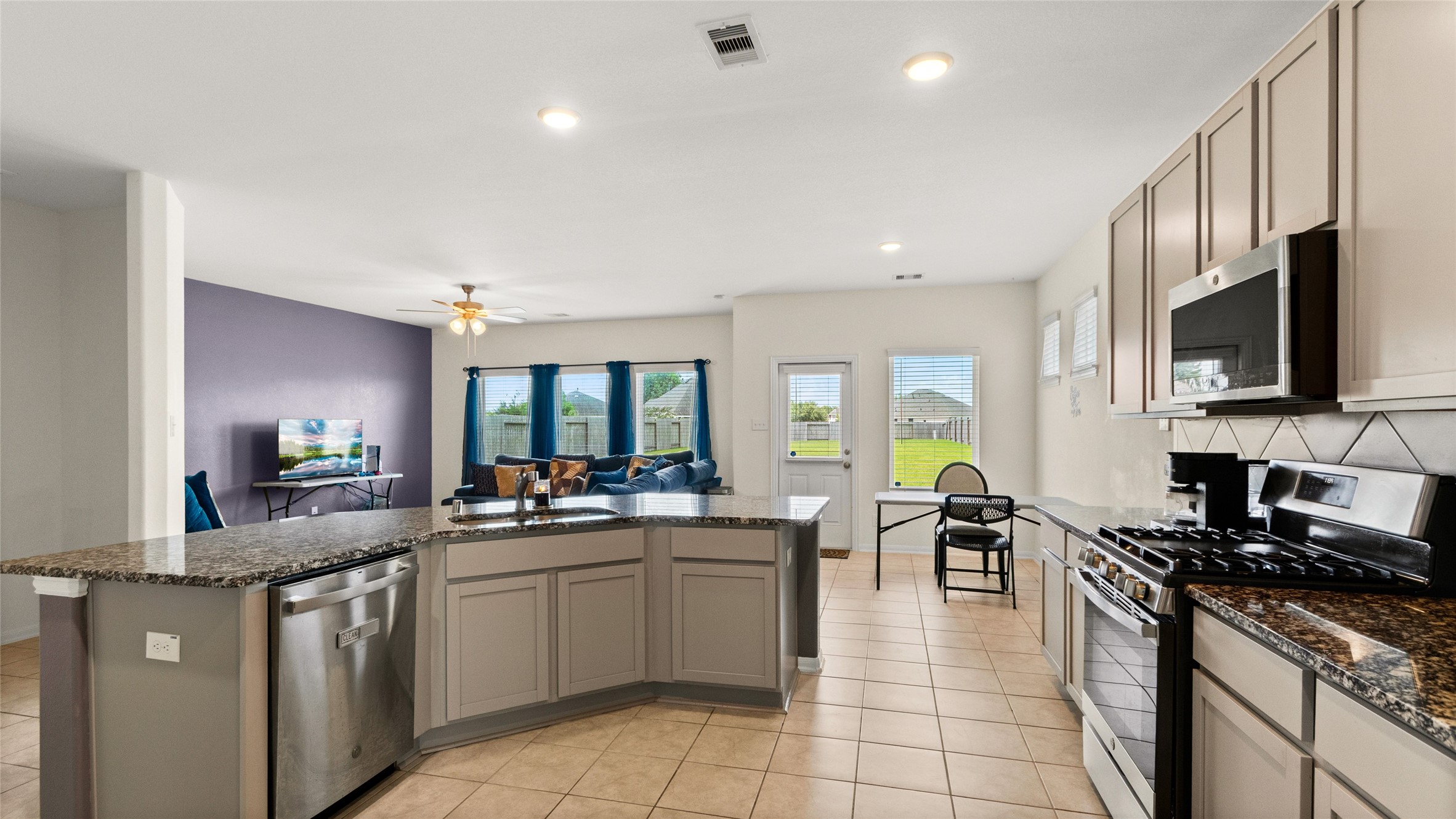1503 Barras Street Property Photo 12