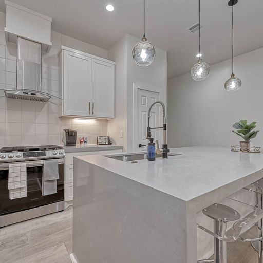 5606 Canal Street Property Photo 6