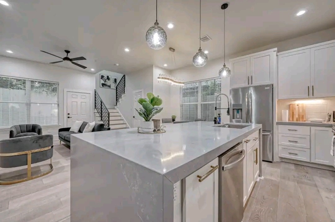5606 Canal Street Property Photo 10