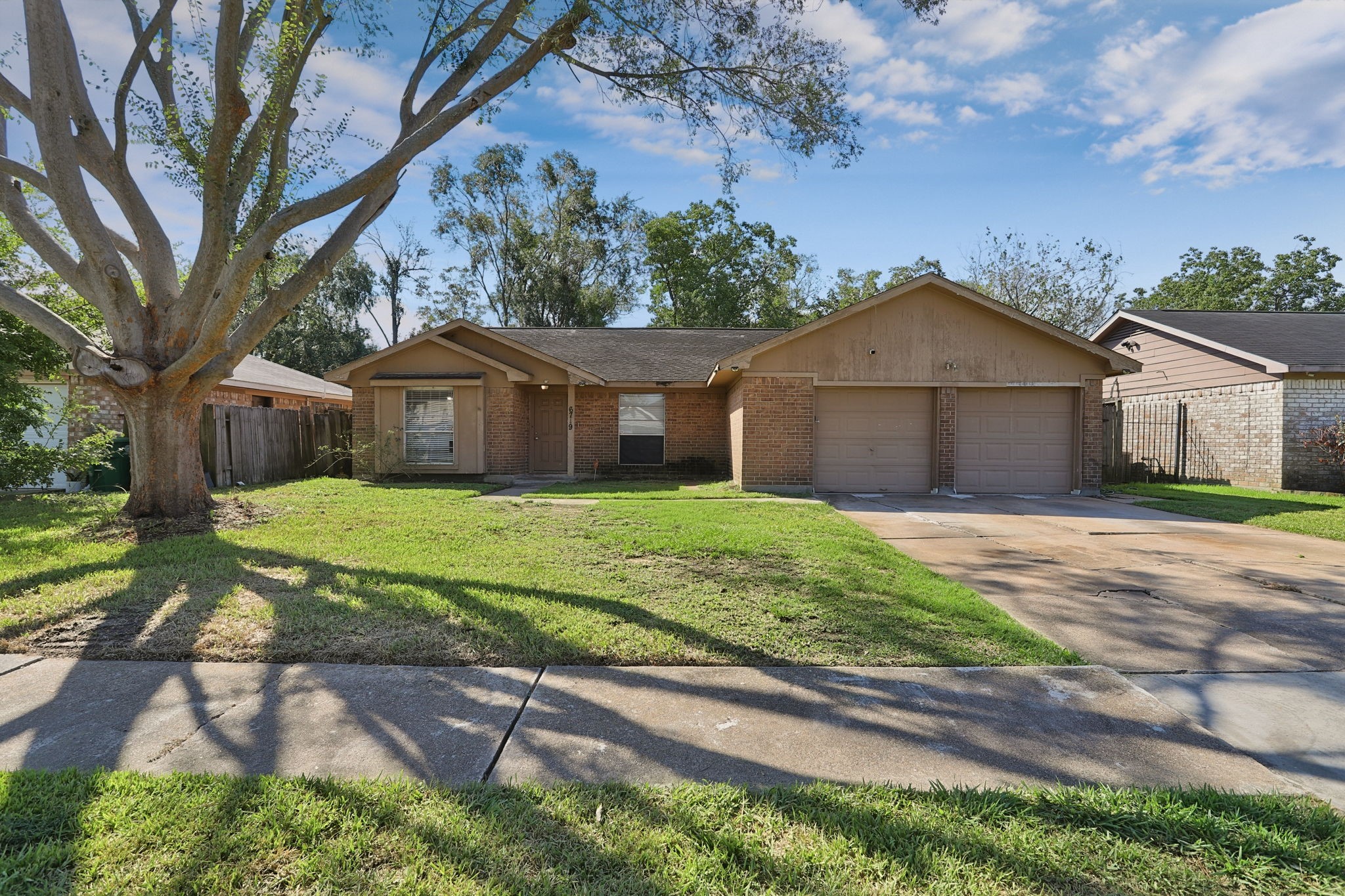 6719 Indian Falls Drive Property Photo 1