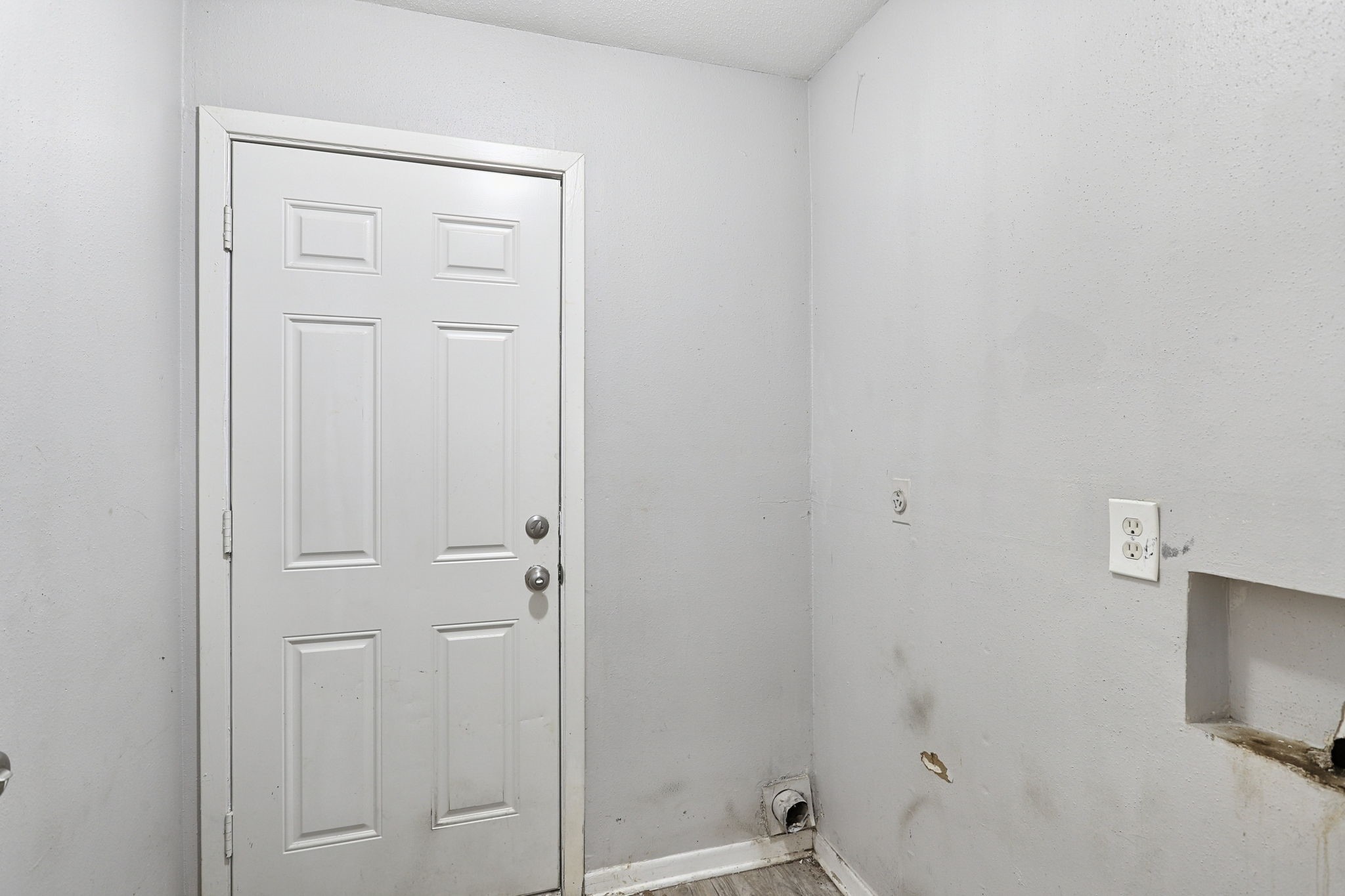 6719 Indian Falls Drive Property Photo 33