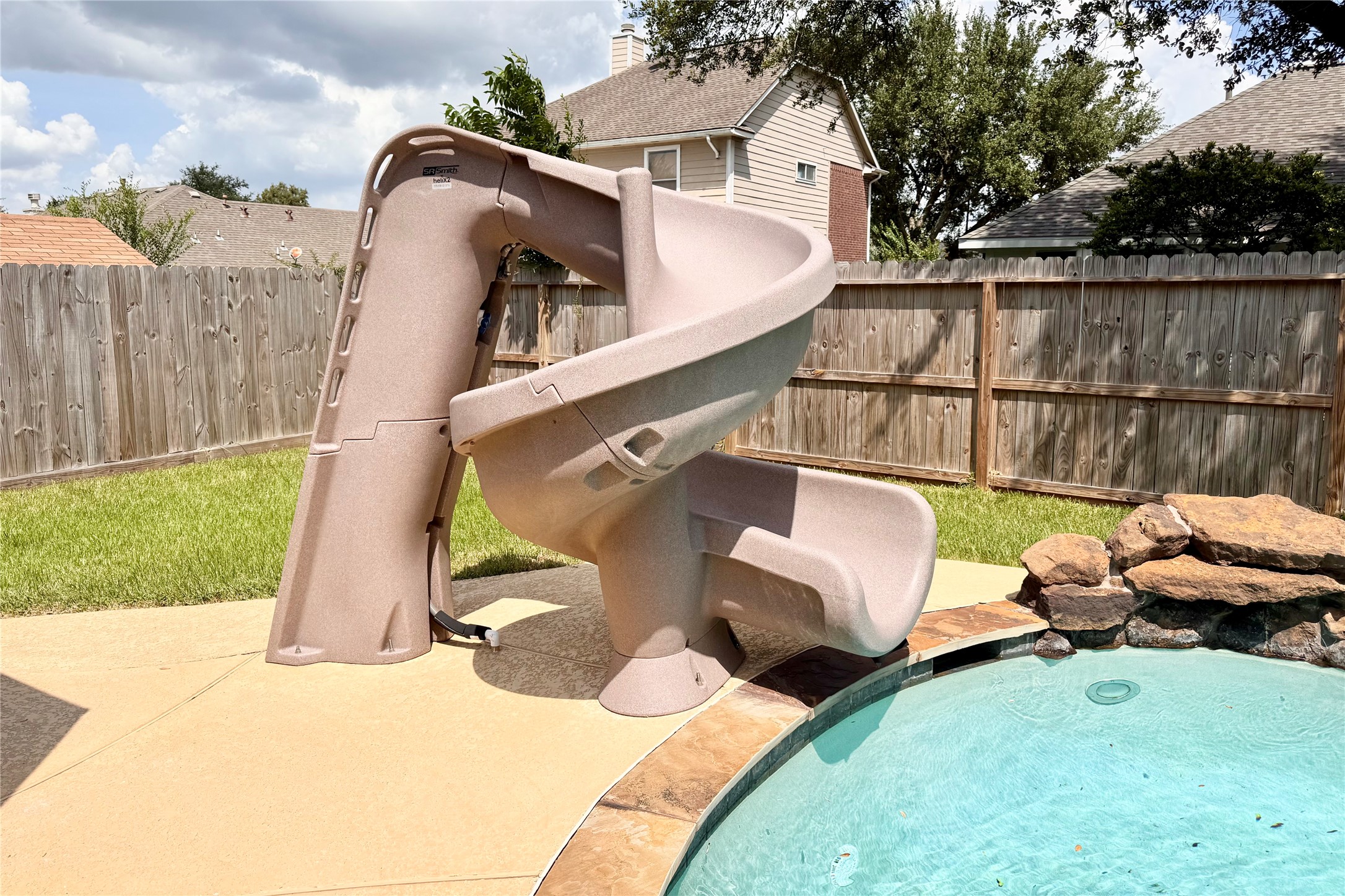 2915 Tower Bridge Court Property Photo 13
