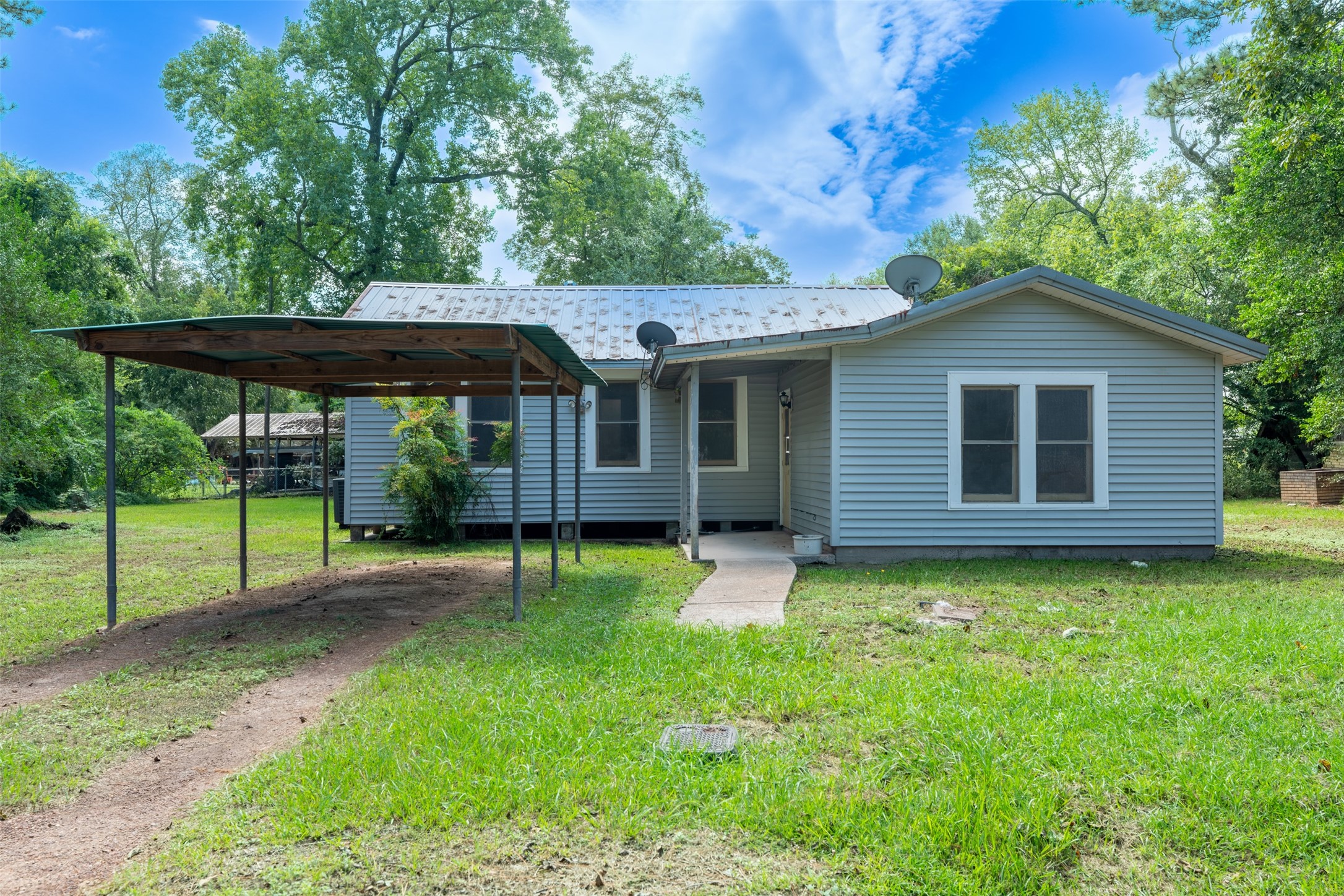 411 Sherwood Street Property Photo 1