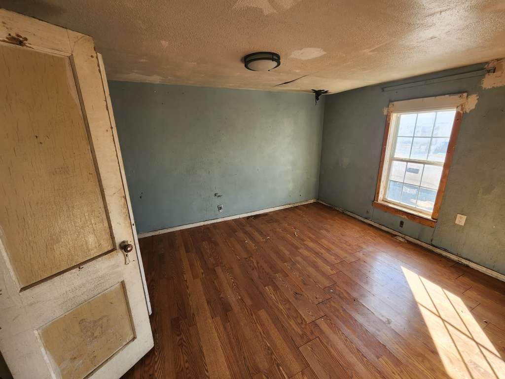203 Pecan Street Property Photo 8