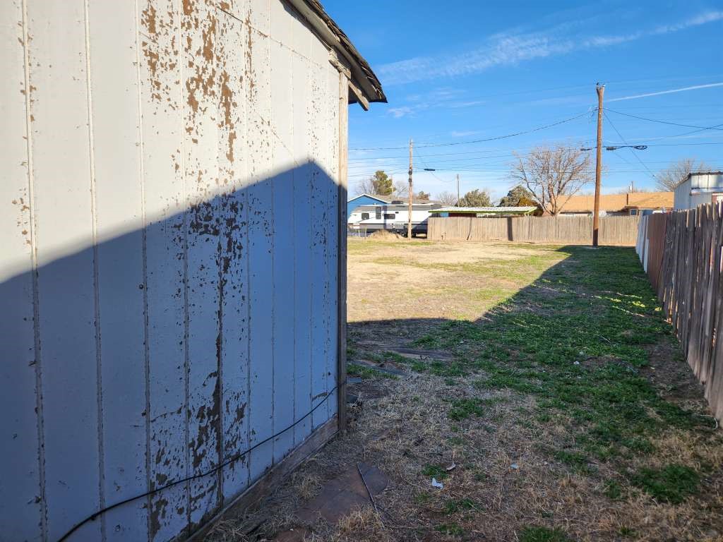 203 Pecan Street Property Photo 14