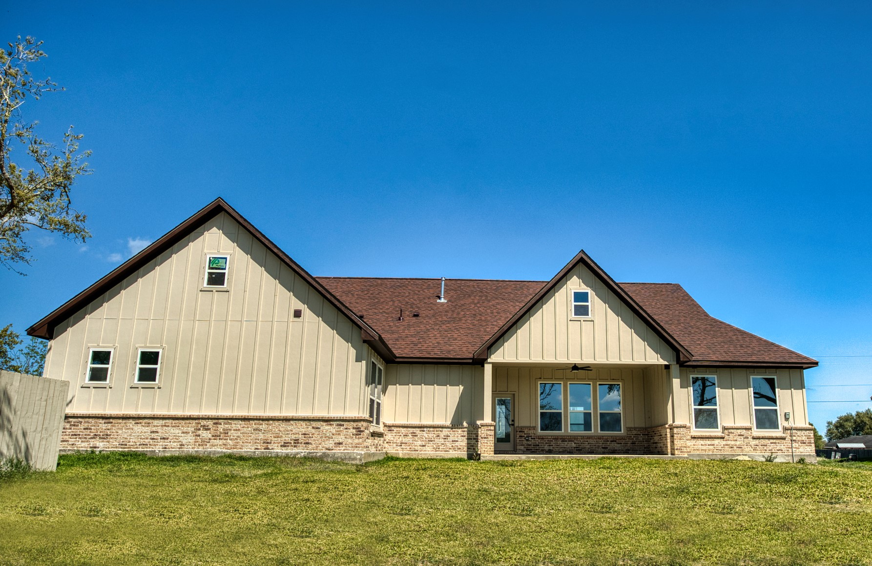 931 Buffalo Trail Property Photo 4
