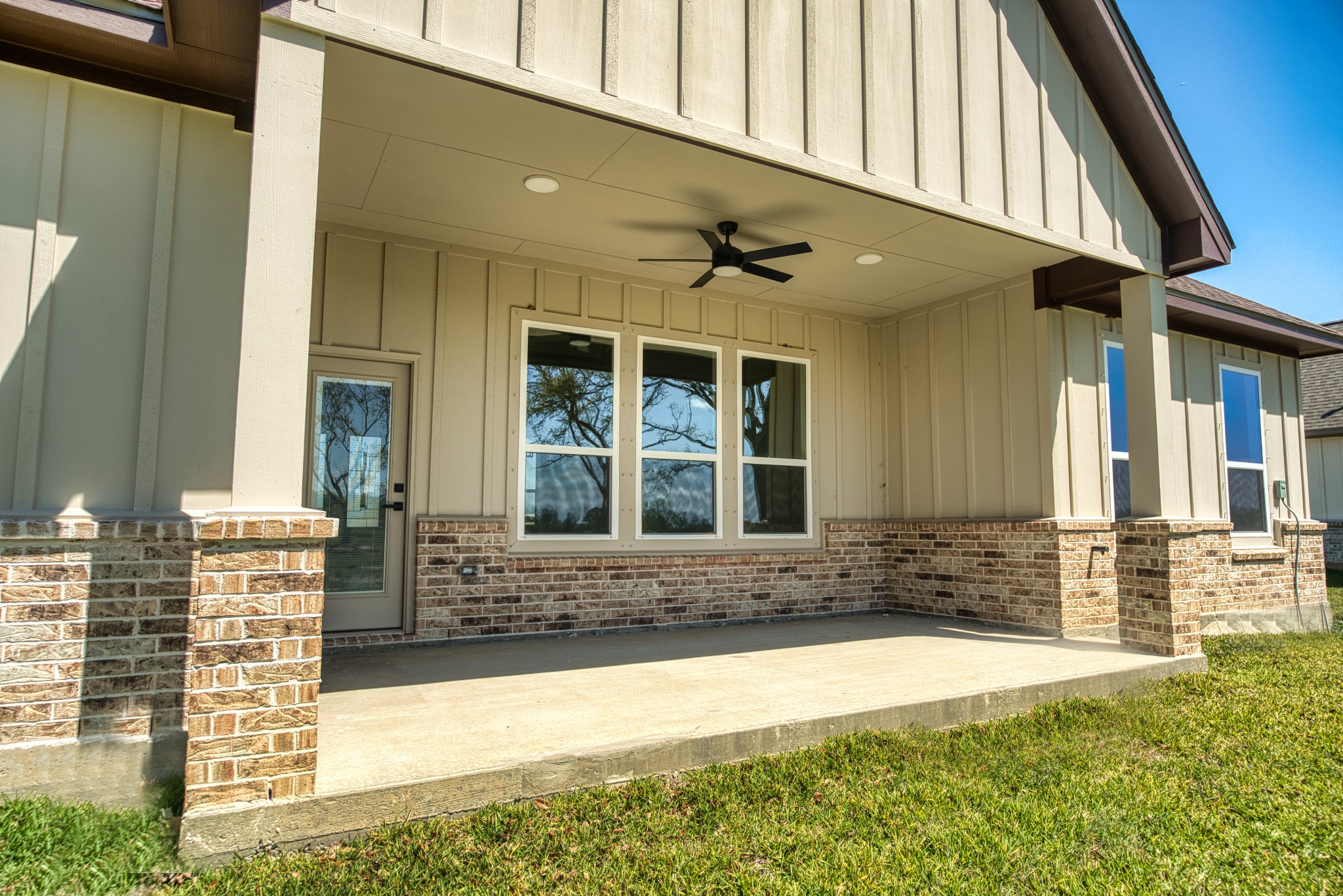 931 Buffalo Trail Property Photo 5