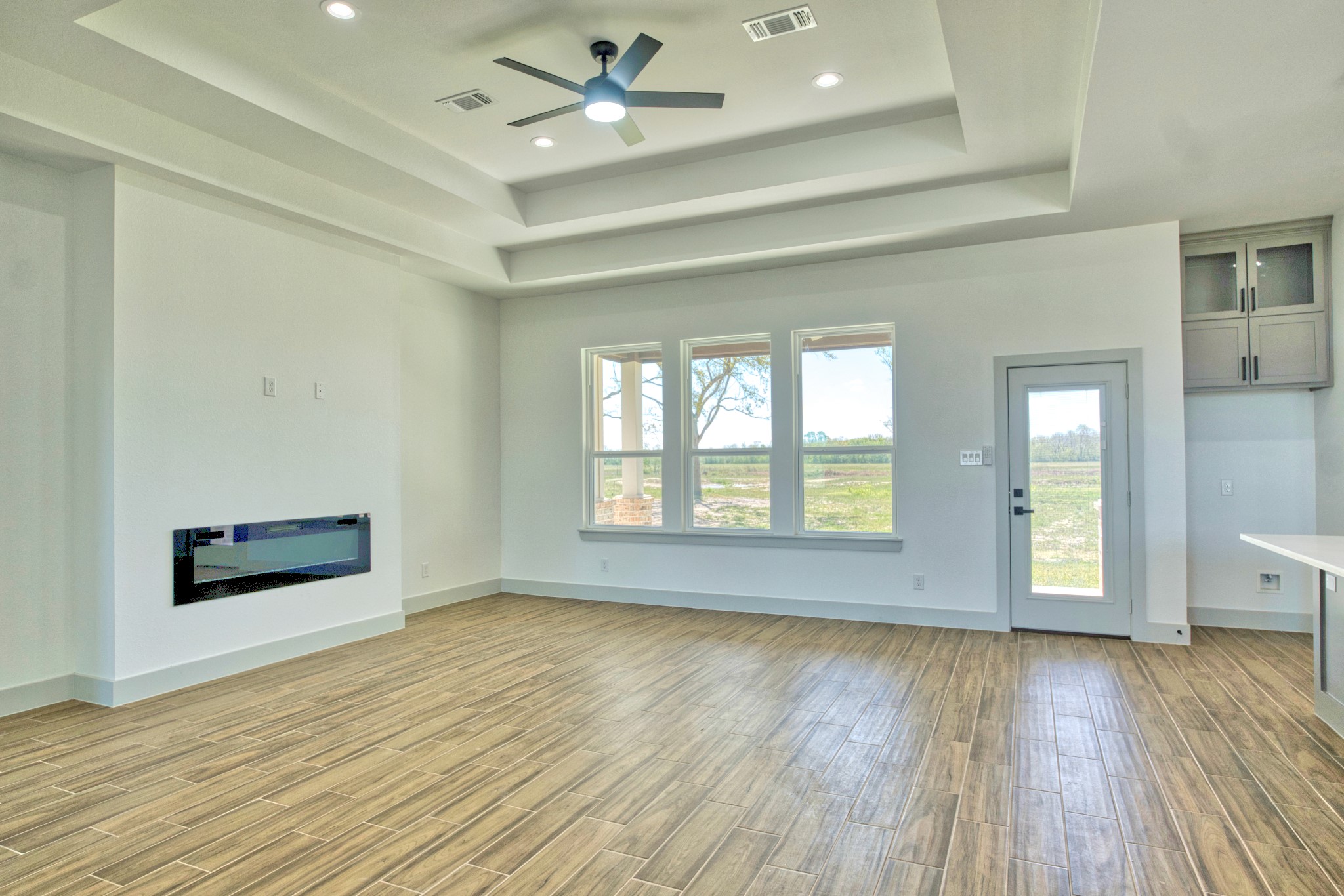 931 Buffalo Trail Property Photo 7
