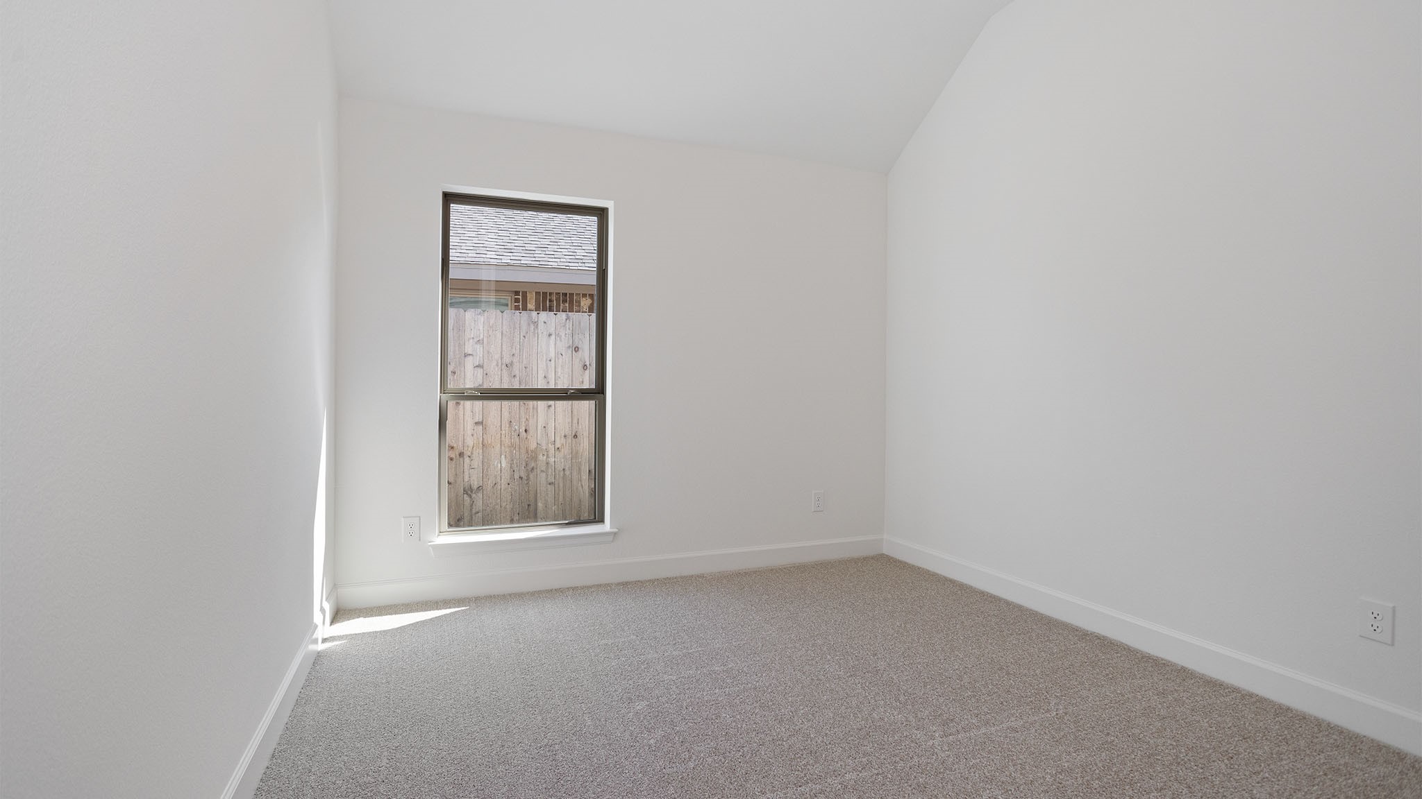 6911 Hollow Farm Drive Property Photo 10