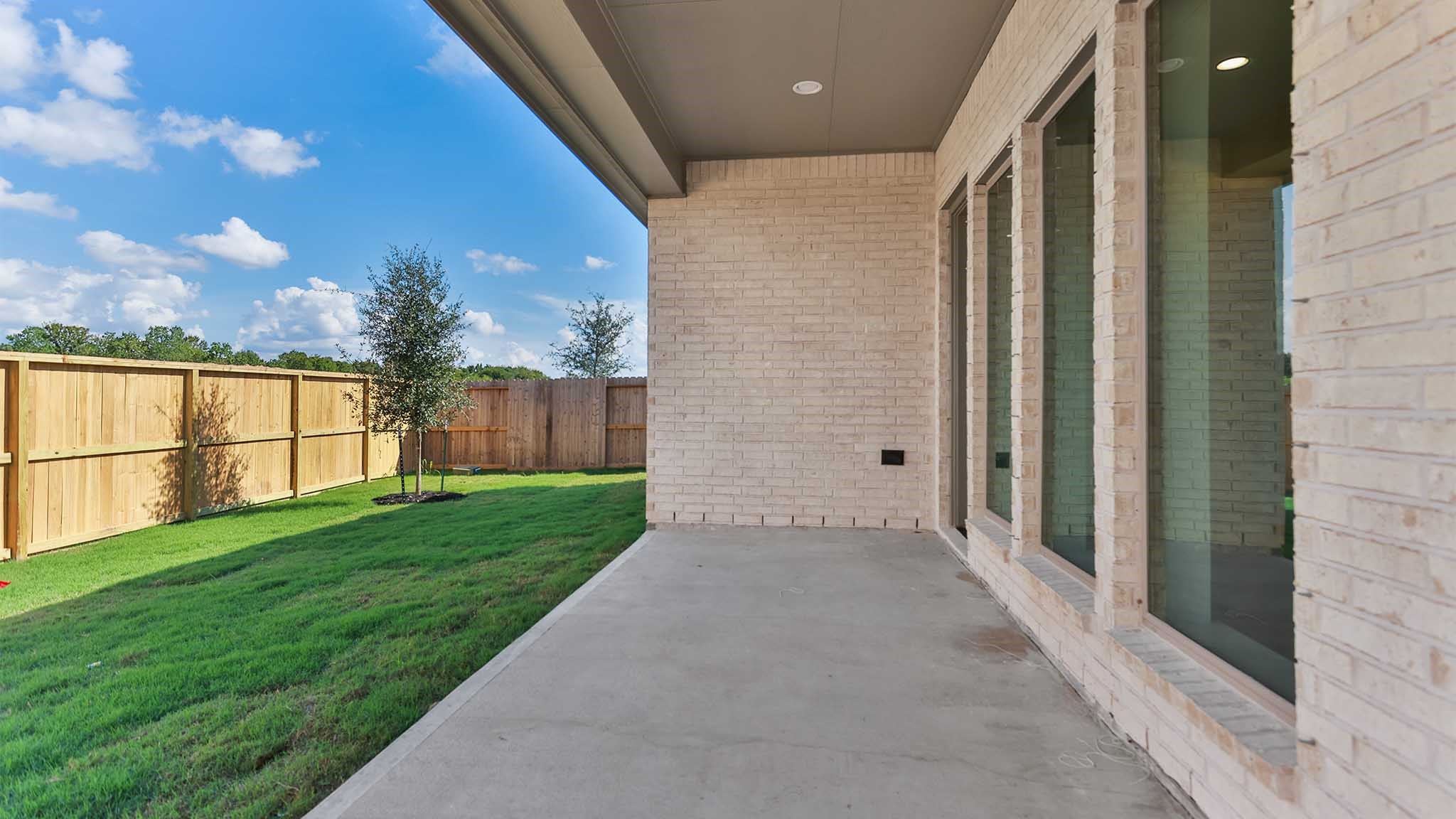 6911 Hollow Farm Drive Property Photo 14