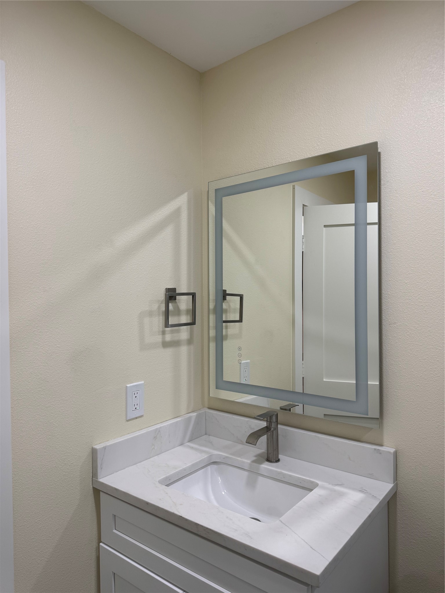 515 Mockingbird Lane Property Photo 7