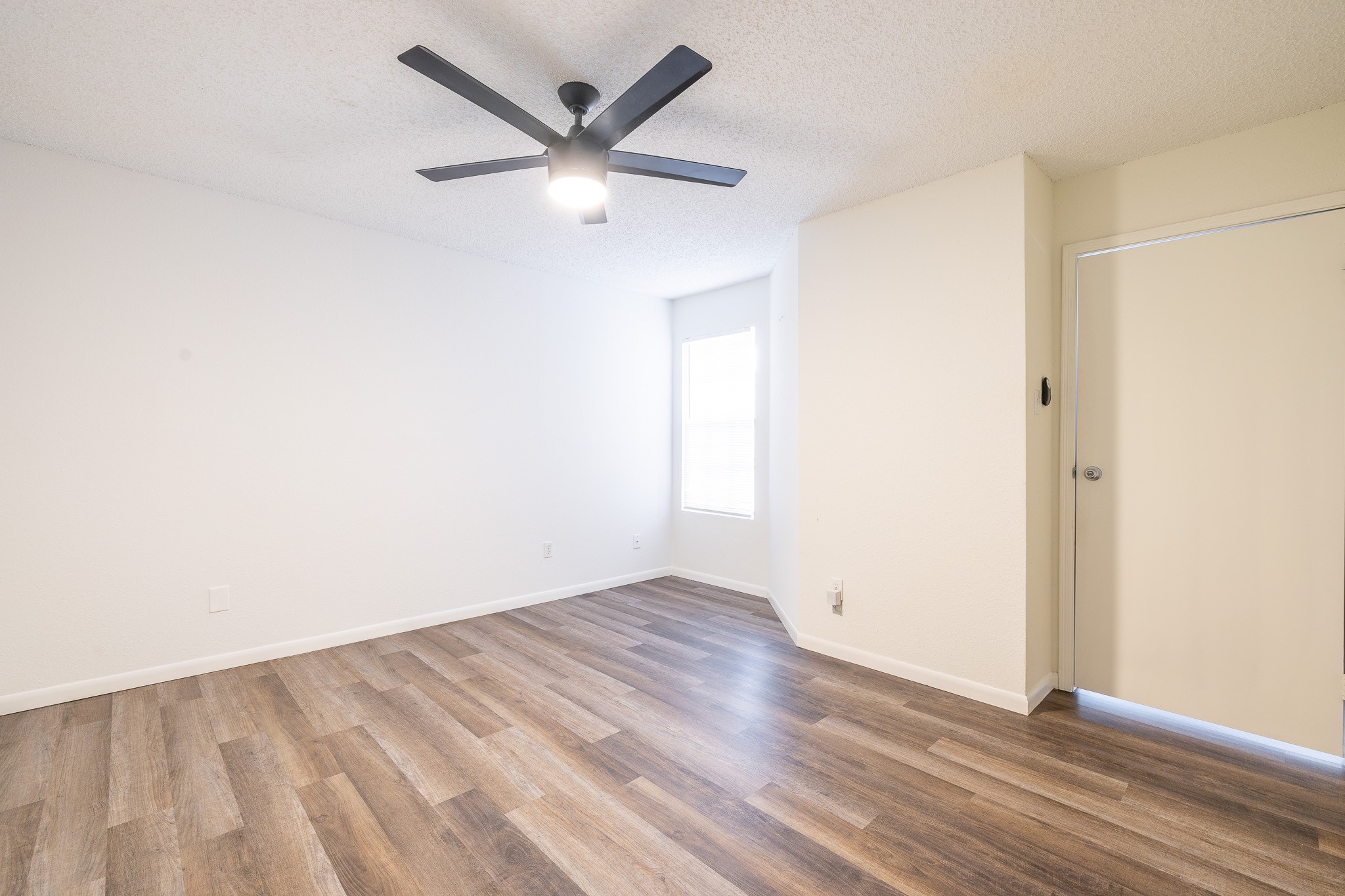 2750 Holly Hall Street 1105 Property Photo 10
