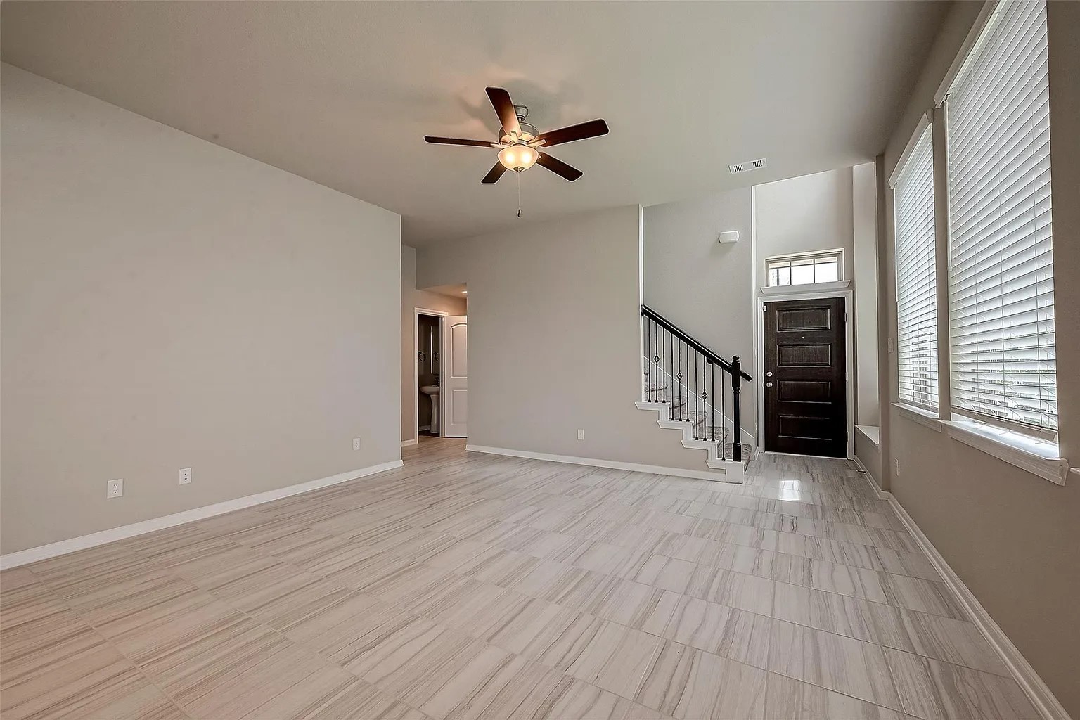 2559 Terrace Point Drive Property Photo 21
