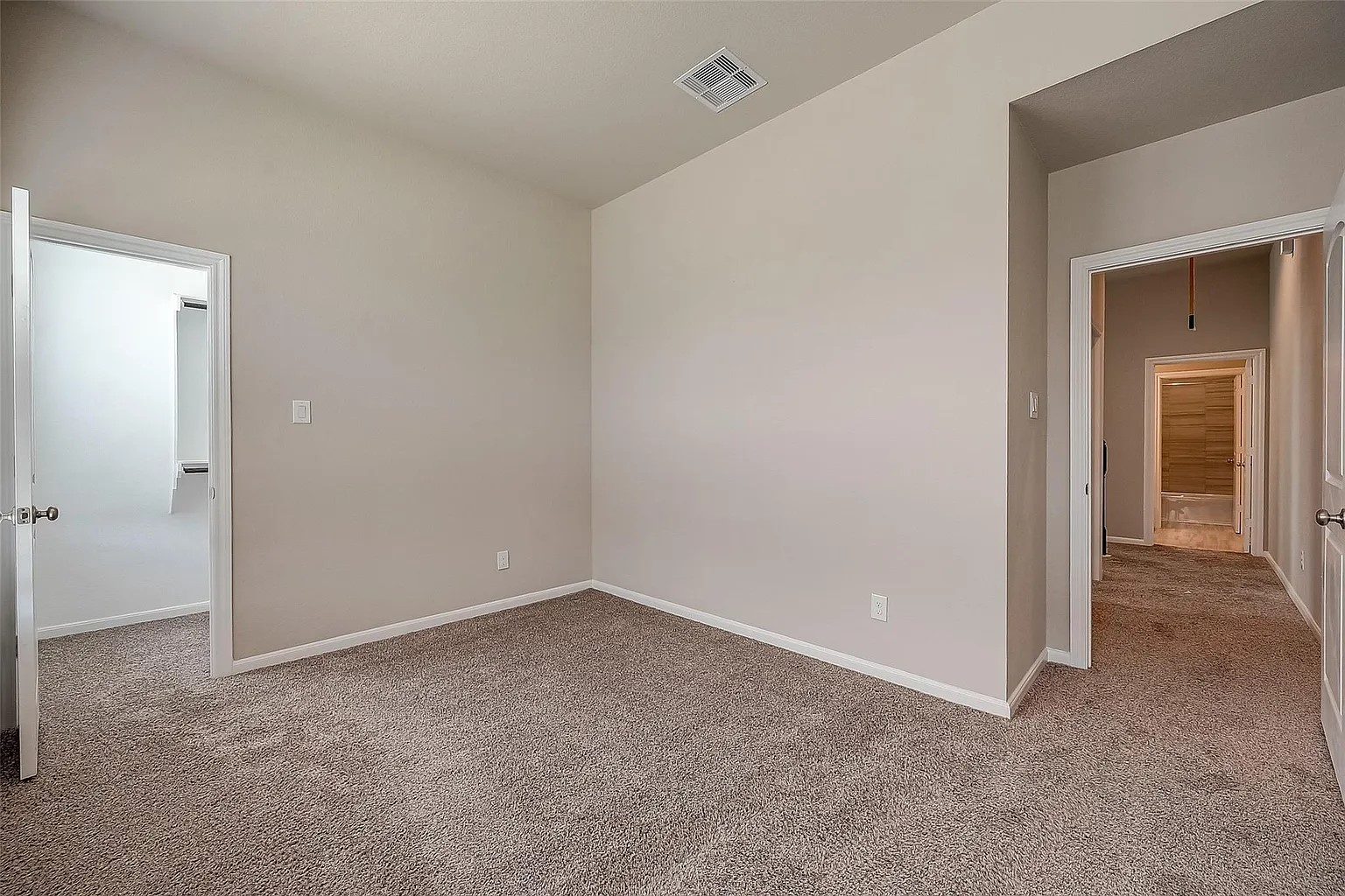 2559 Terrace Point Drive Property Photo 39