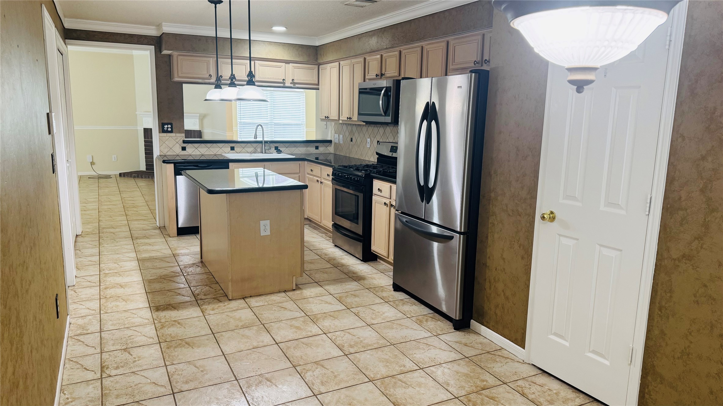 5808 Forest Timbers Drive Property Photo 10