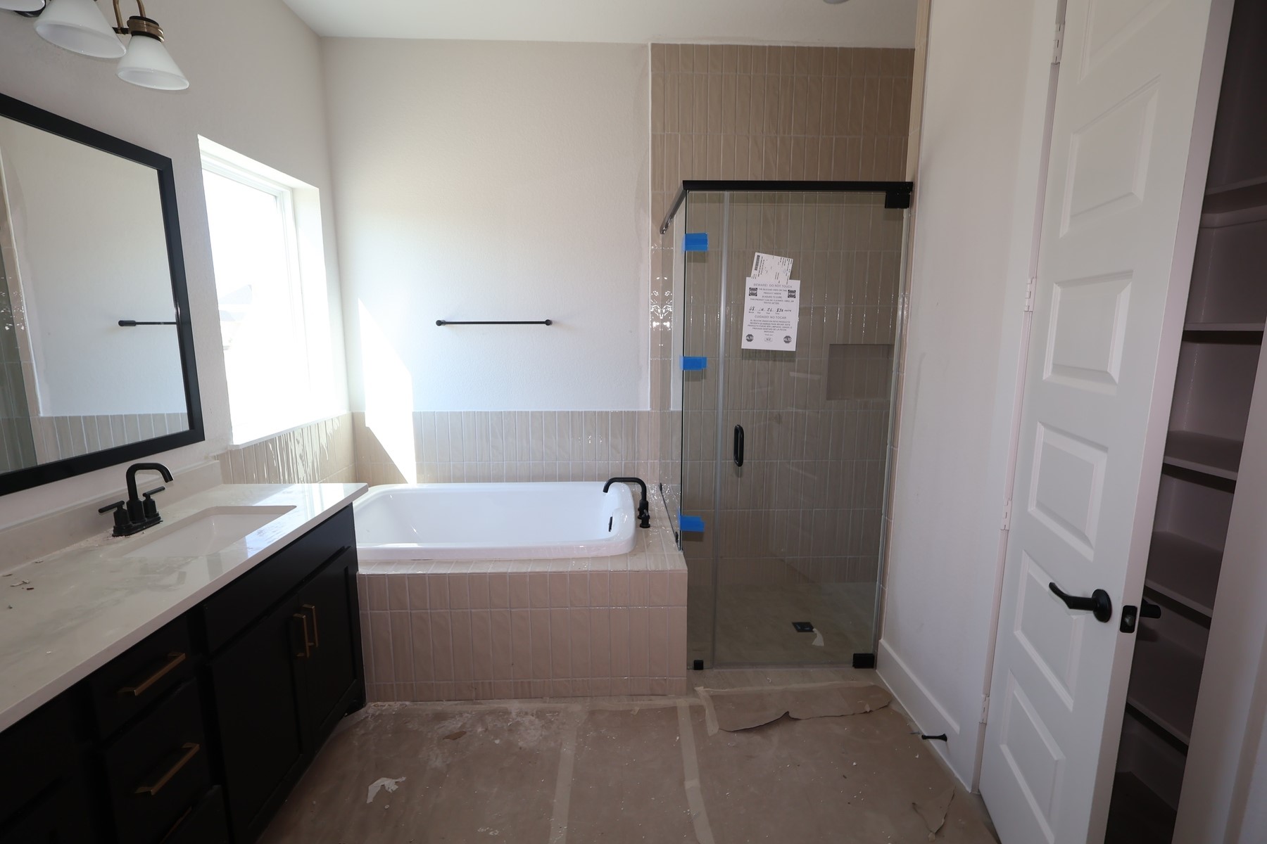 12211 Emerald Enclave Drive Property Photo 10