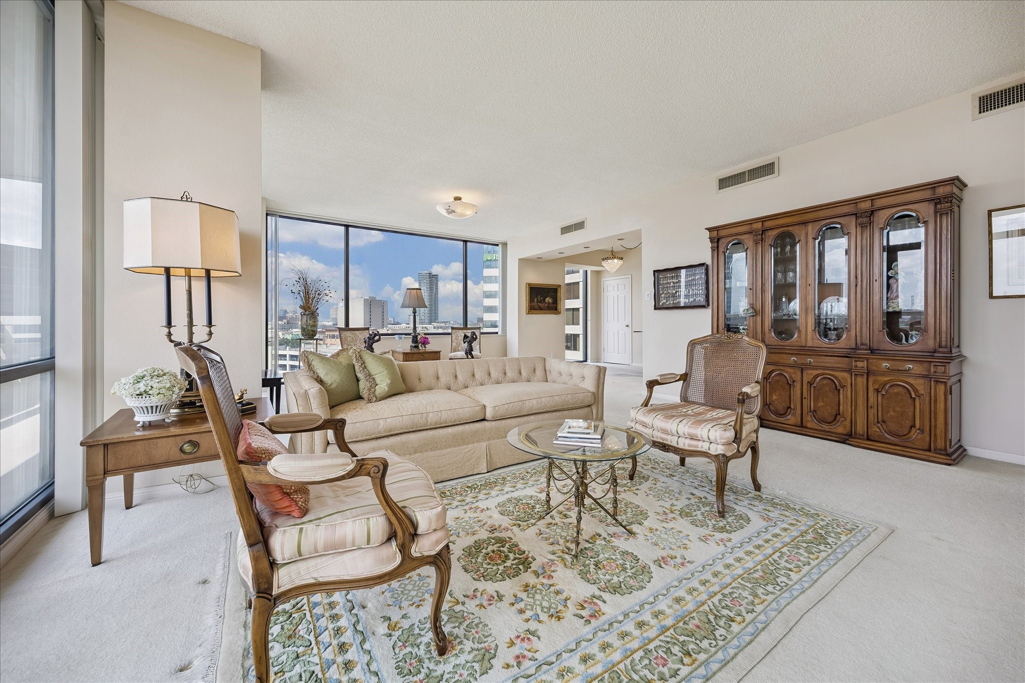 15 Greenway Plaza 9F Property Photo 1