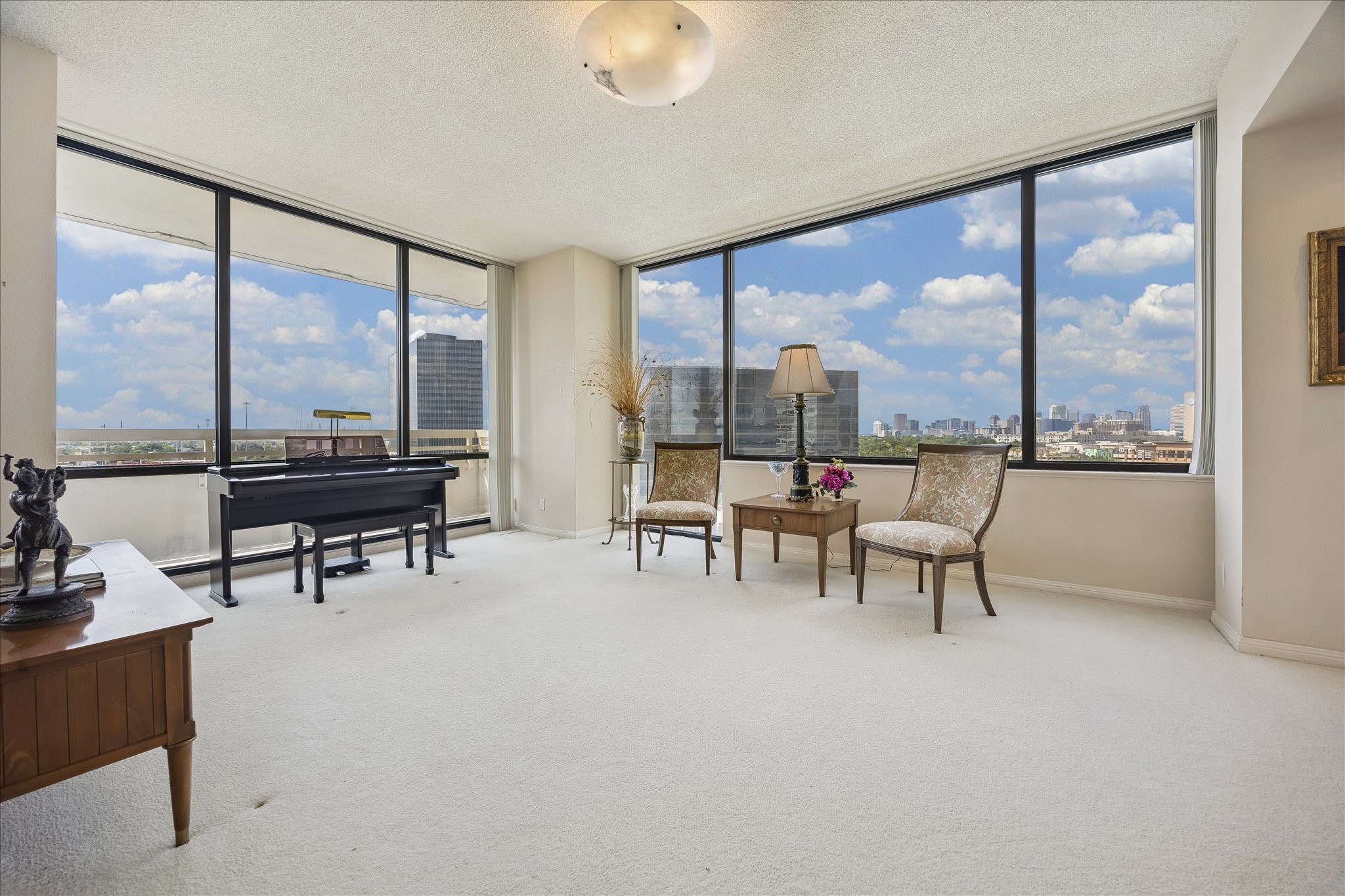 15 Greenway Plaza 9f Property Photo 7