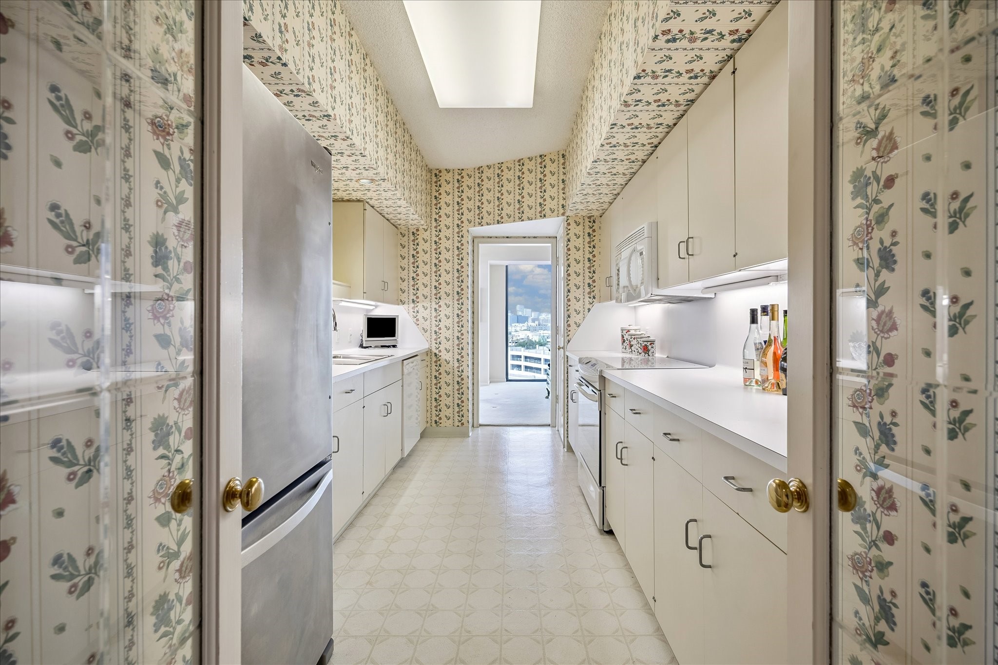15 Greenway Plaza 9f Property Photo 10