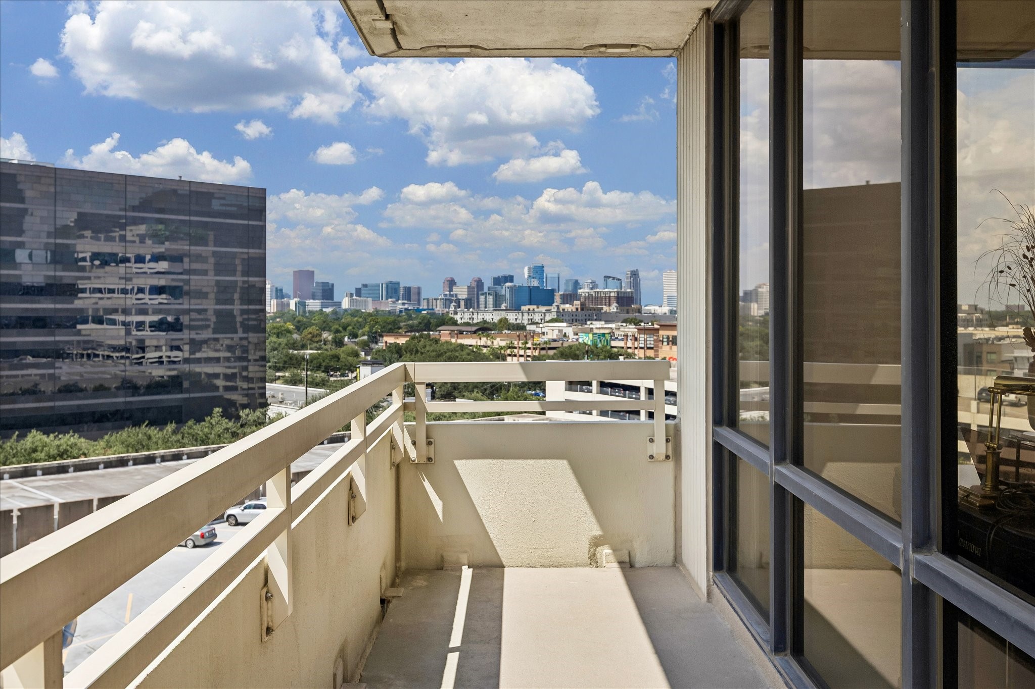 15 Greenway Plaza 9f Property Photo 16