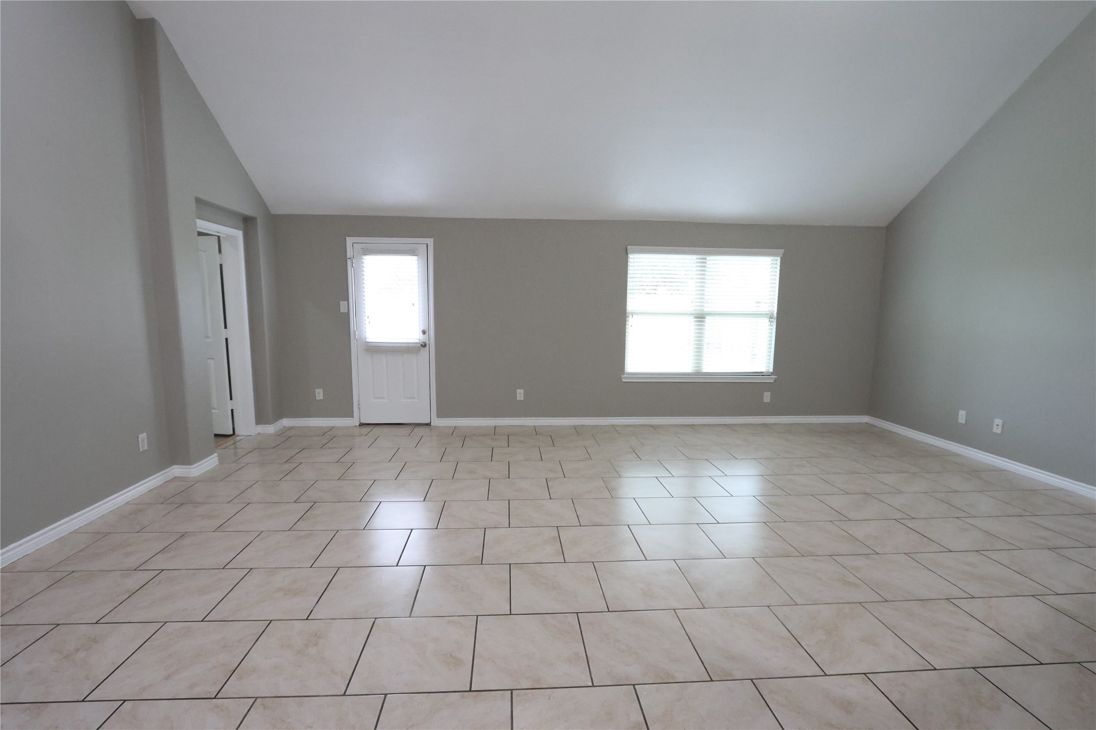 17703 Rose Summit Lane Property Photo 6