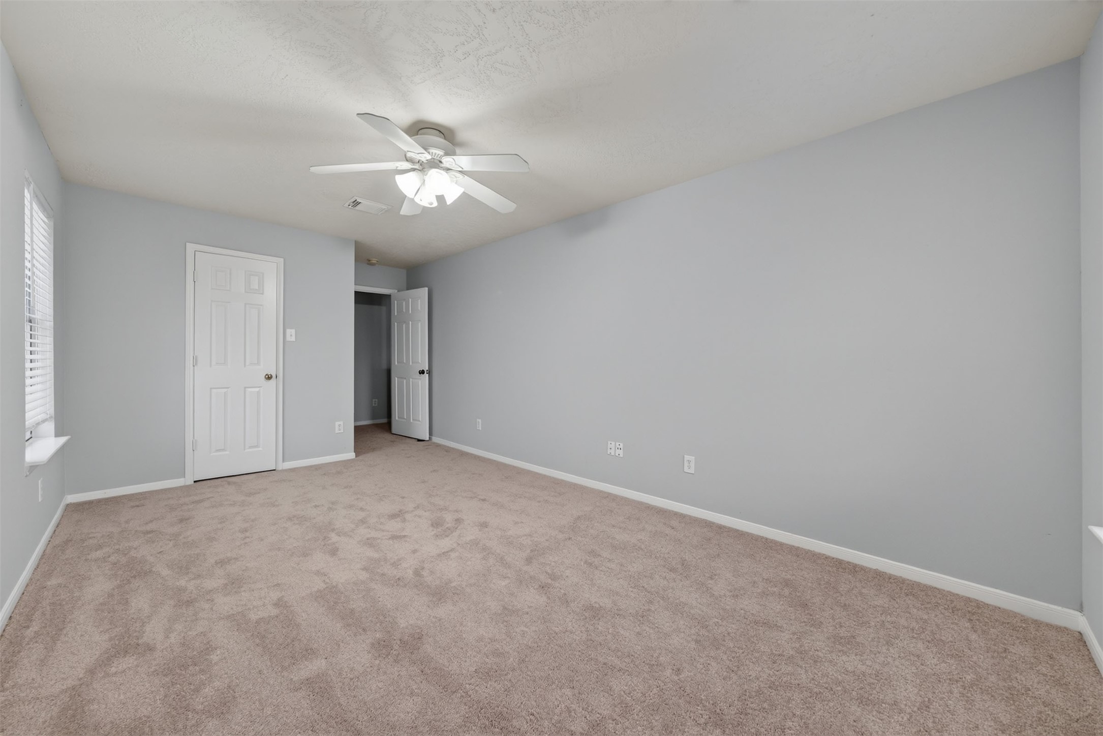 1304 Pine Stream Drive S Property Photo 36