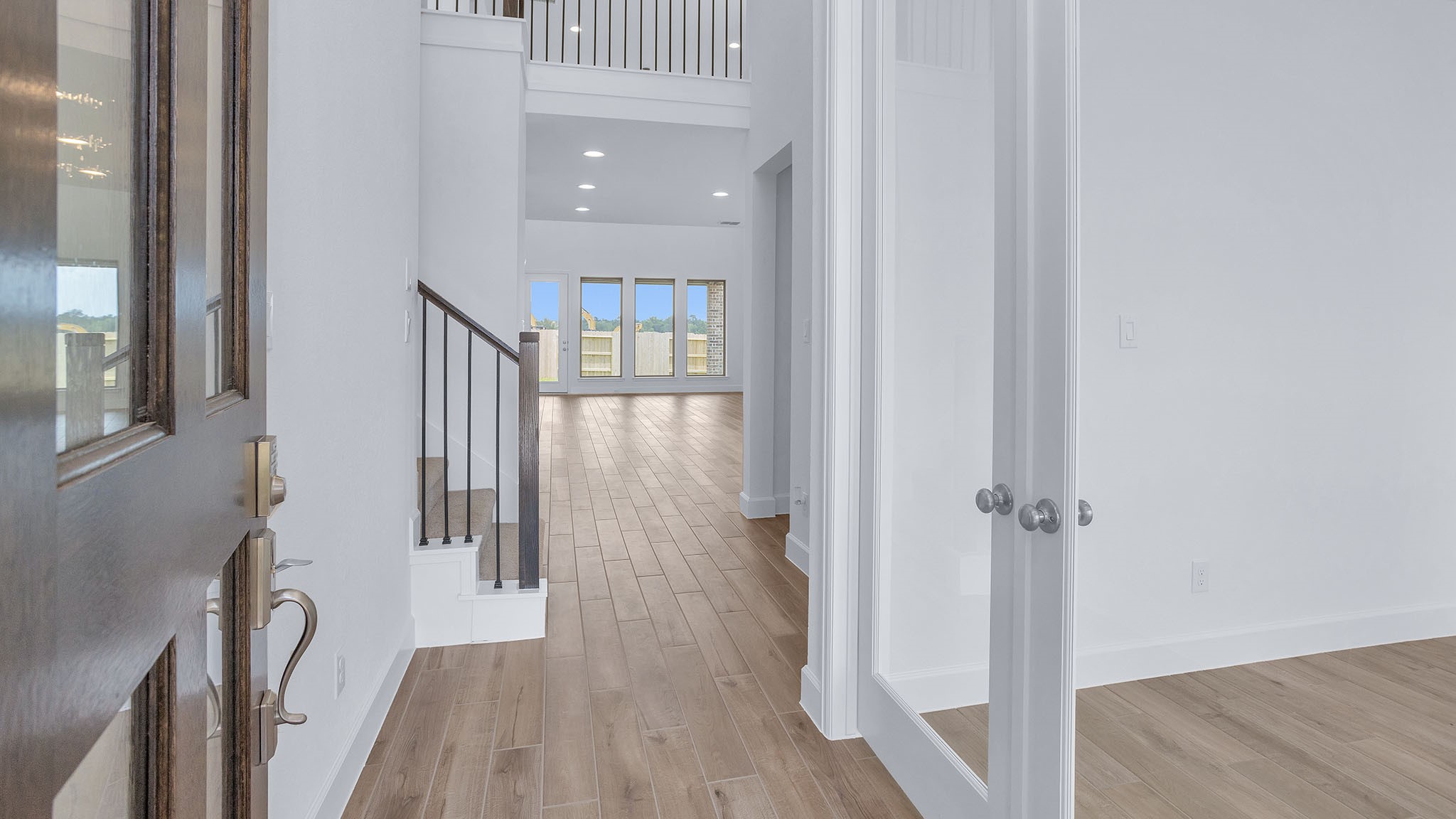 42830 Terraza Boulevard Property Photo 6
