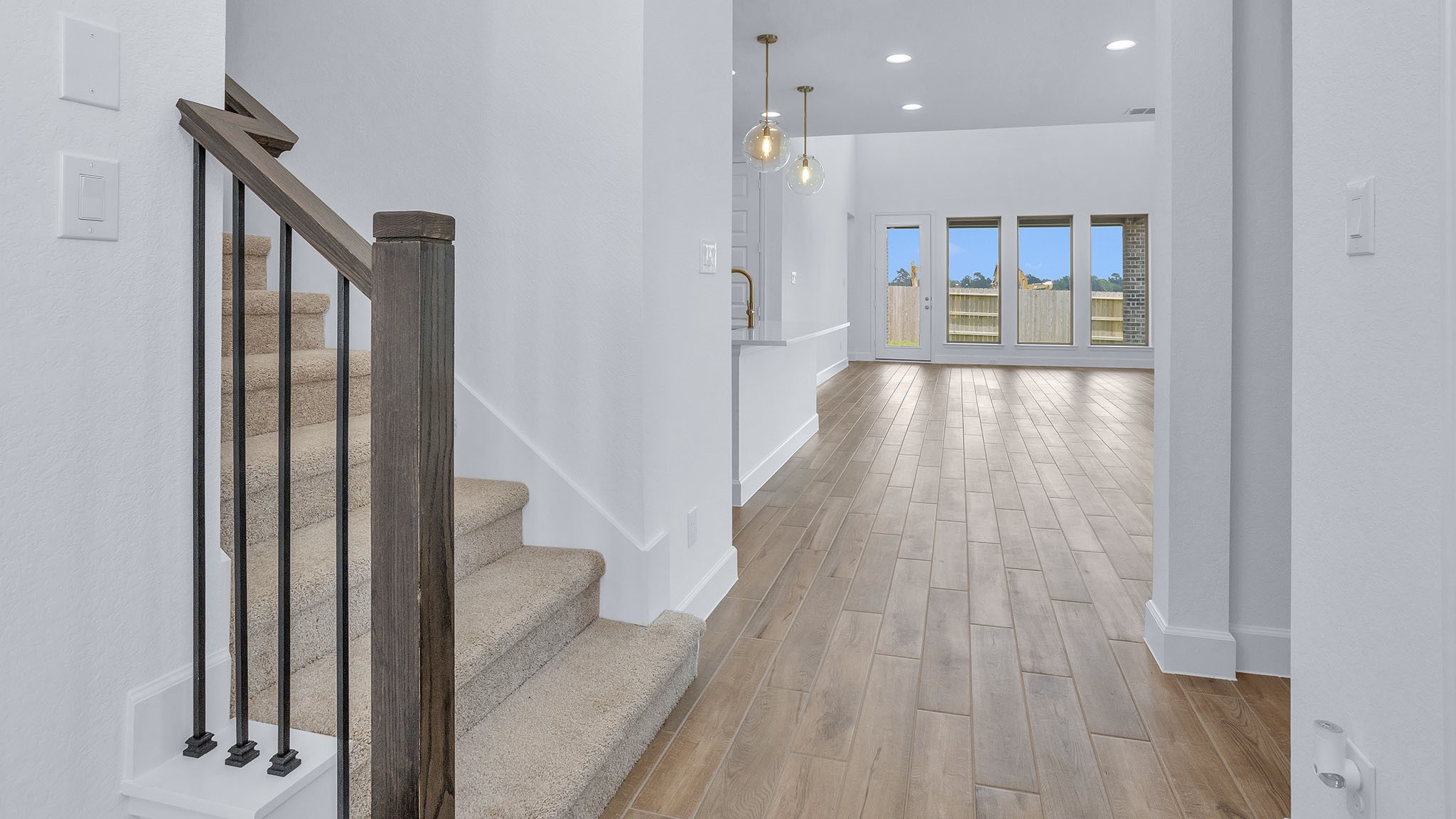 42830 Terraza Boulevard Property Photo 8