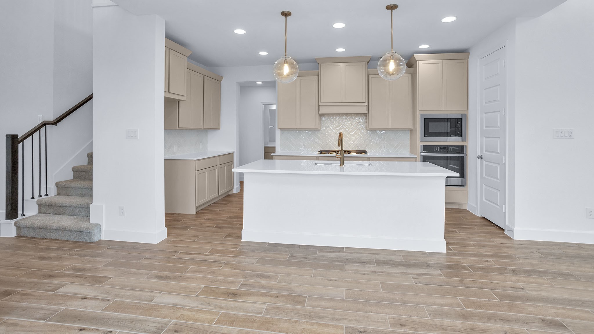 42830 Terraza Boulevard Property Photo 10