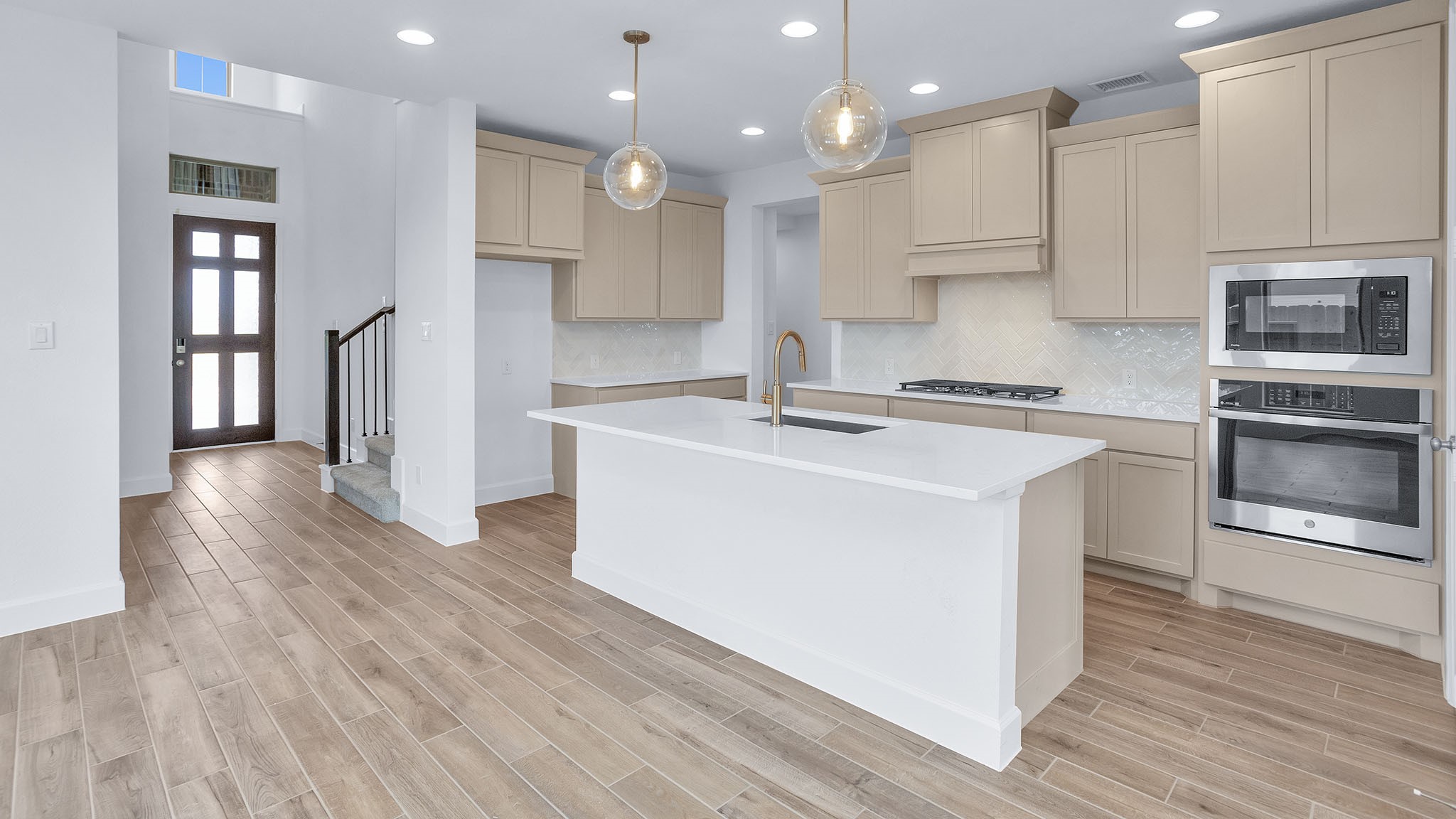 42830 Terraza Boulevard Property Photo 12
