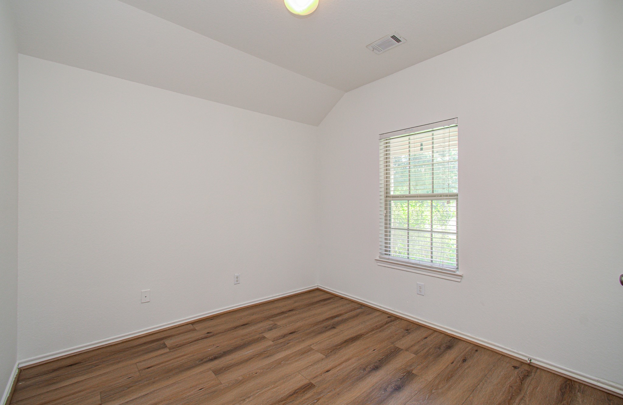 13822 Roman Ridge Lane Property Photo 7