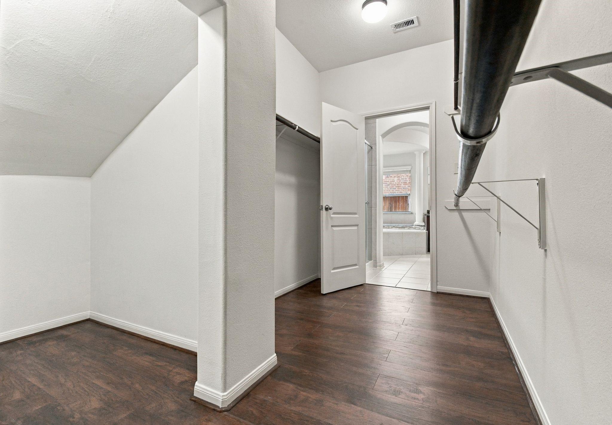 3443 Stone Springs Drive Property Photo 26