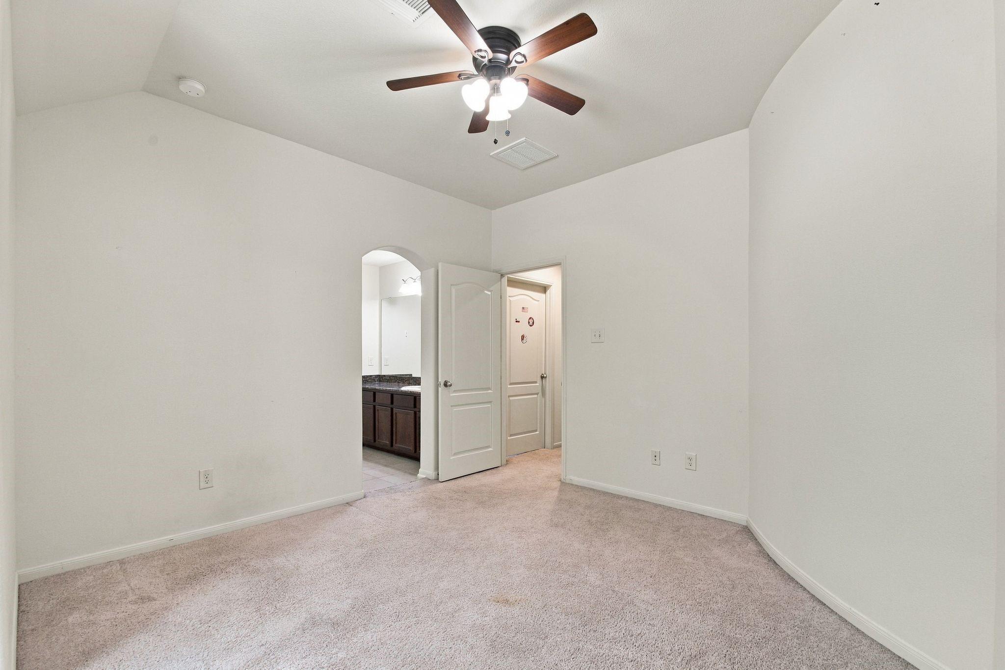 3443 Stone Springs Drive Property Photo 40