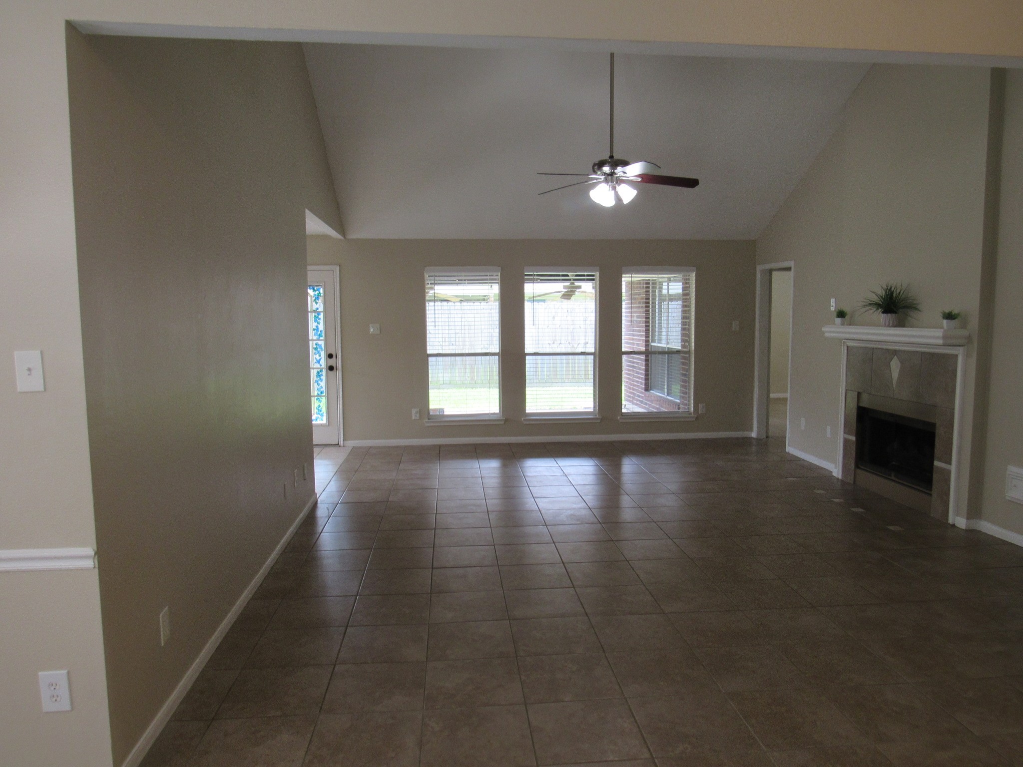 10139 Cedaredge Drive Property Photo 4