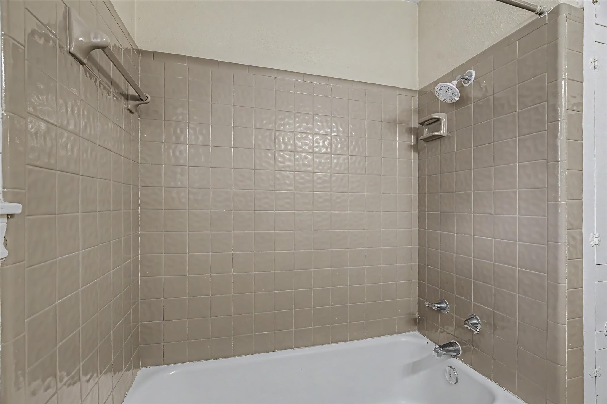 411 Graceland Street Property Photo 25