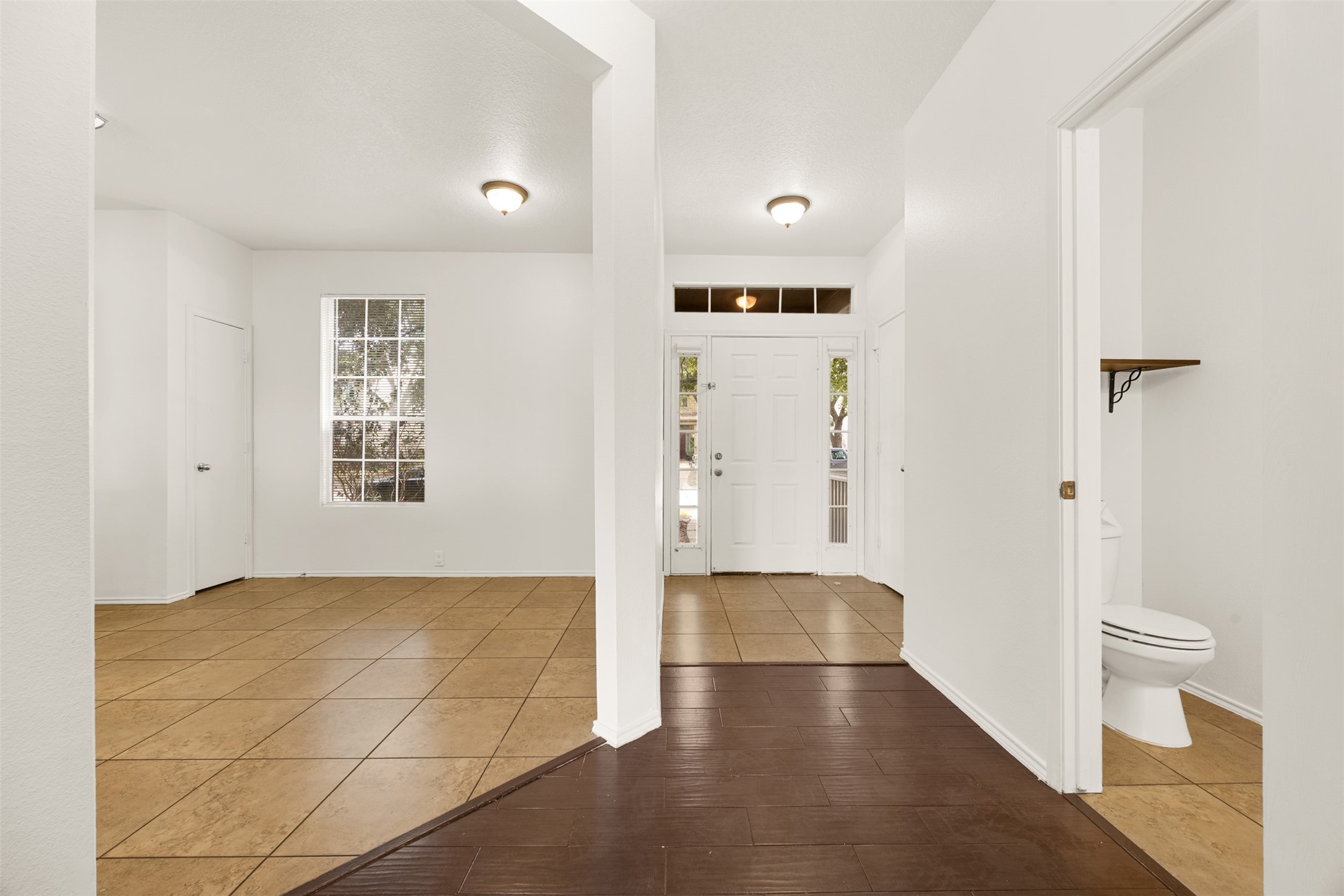 23727 Pebworth Place Property Photo 4