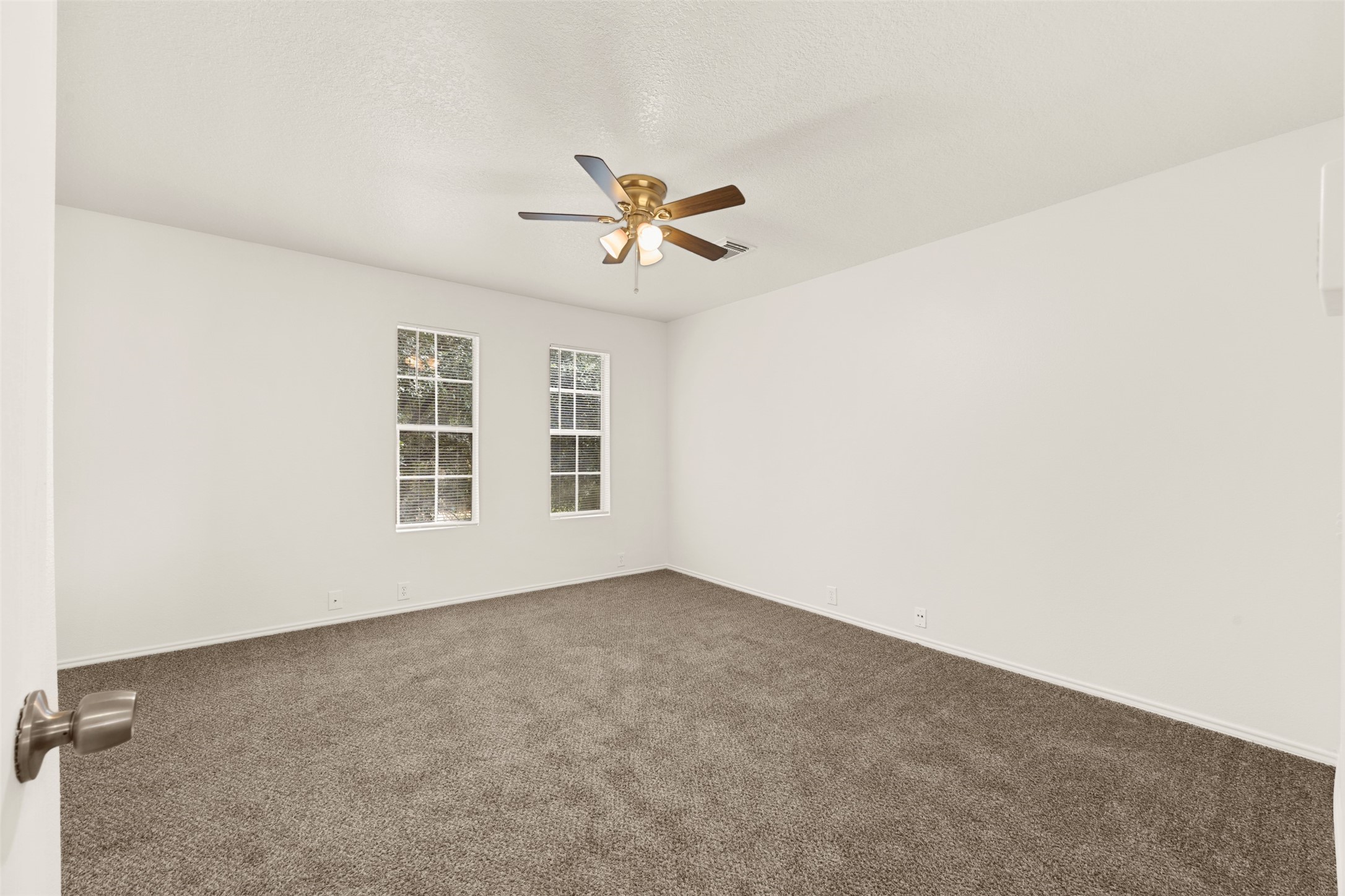 23727 Pebworth Place Property Photo 16