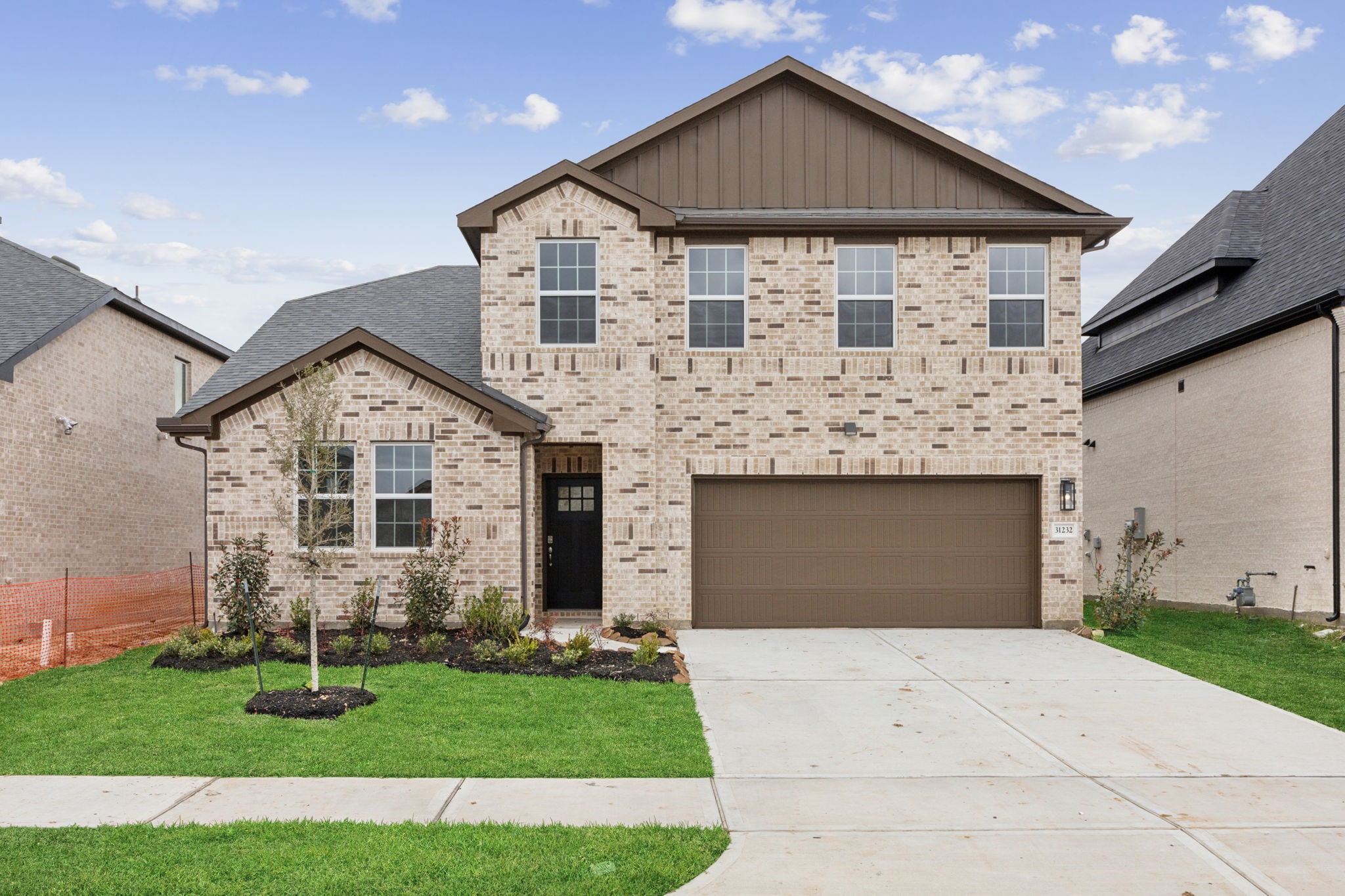 31307 Kingsley Pines Drive Property Photo 1