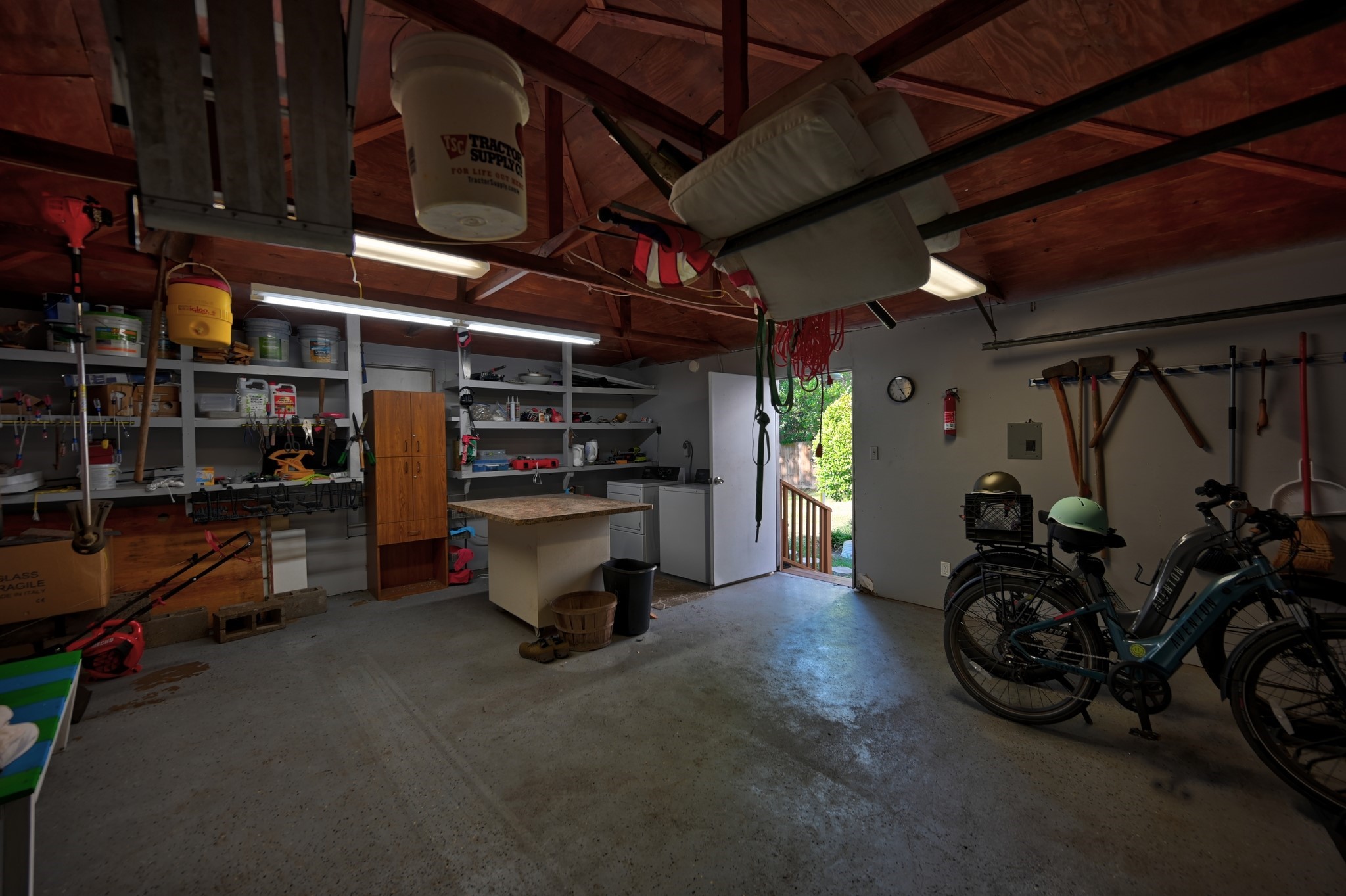 103 E Val Verde Street Property Photo 43