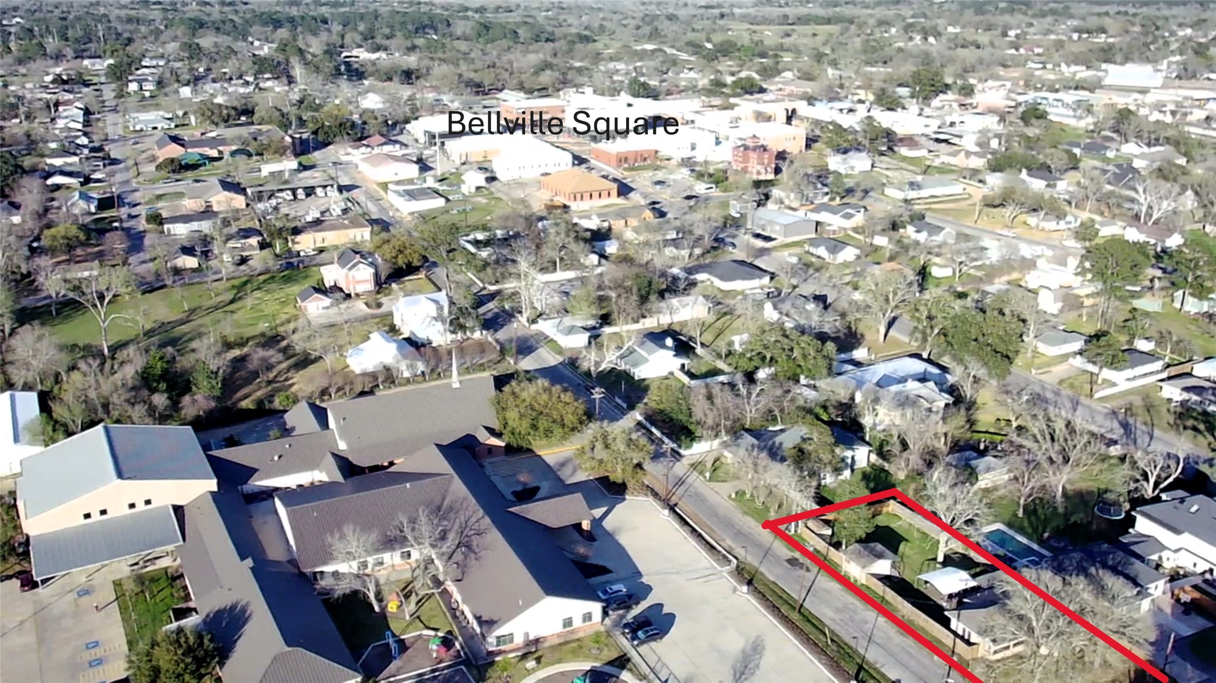 26 W Austin Street Property Photo 3