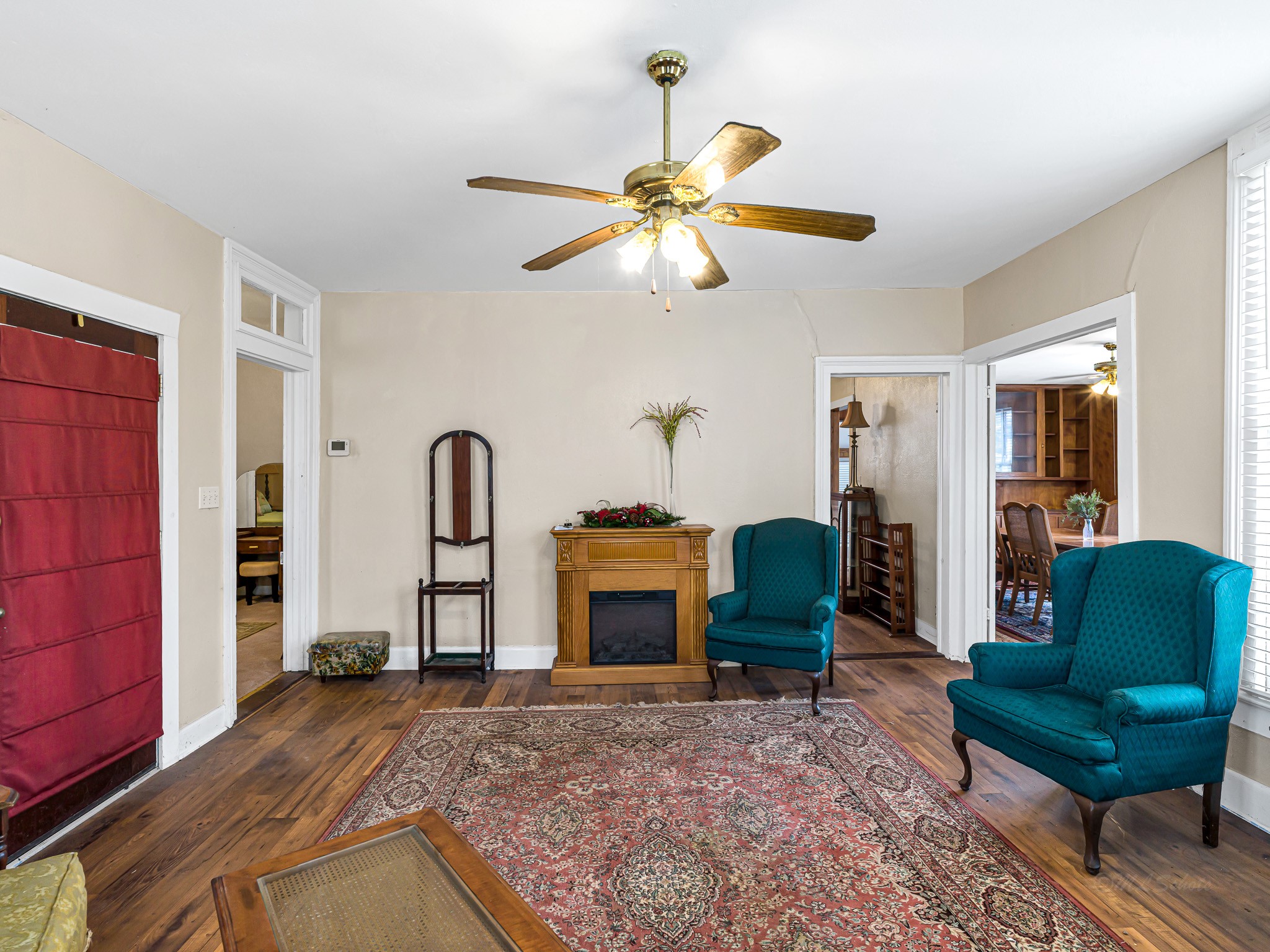 26 W Austin Street Property Photo 9