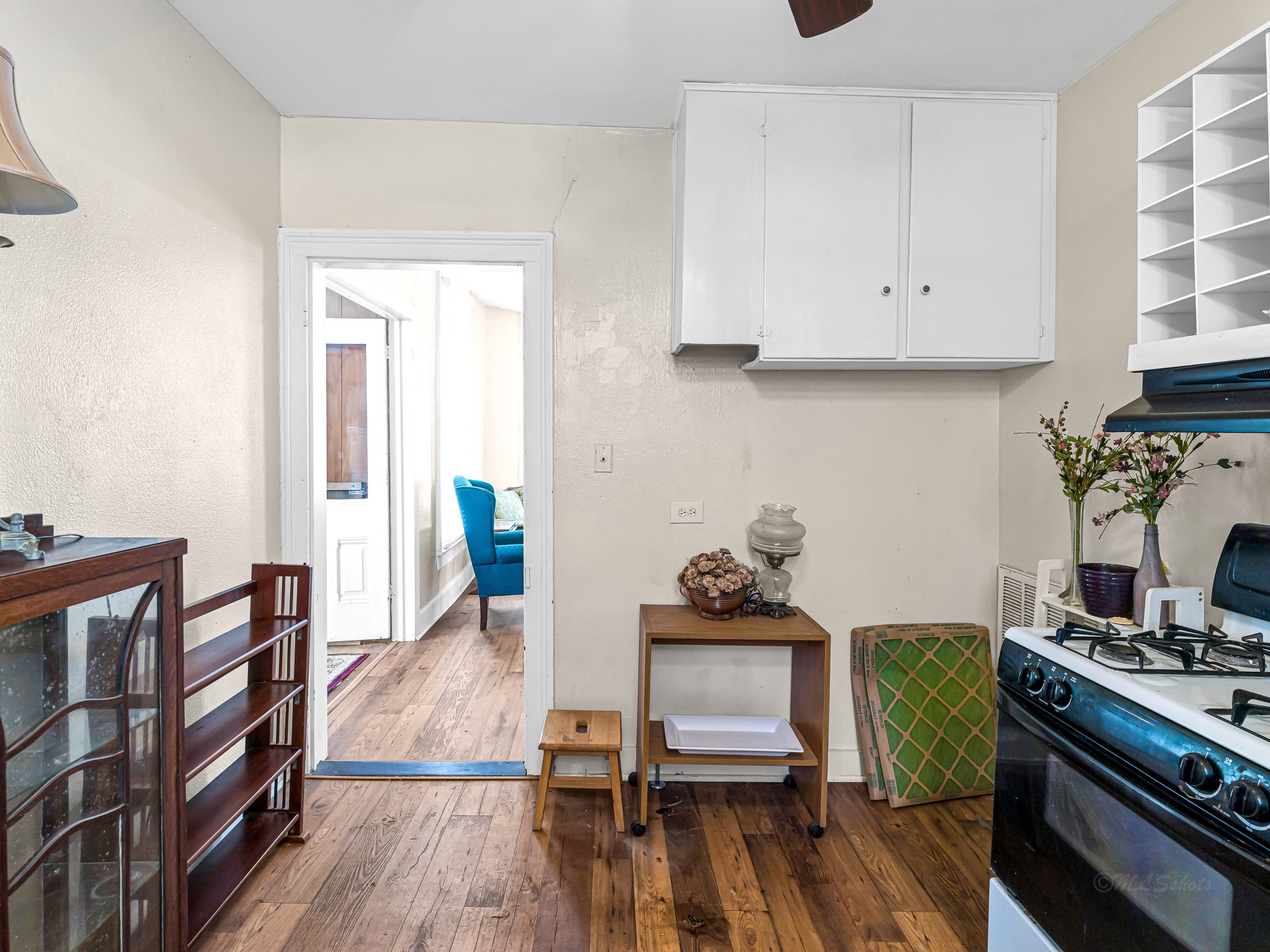 26 W Austin Street Property Photo 15