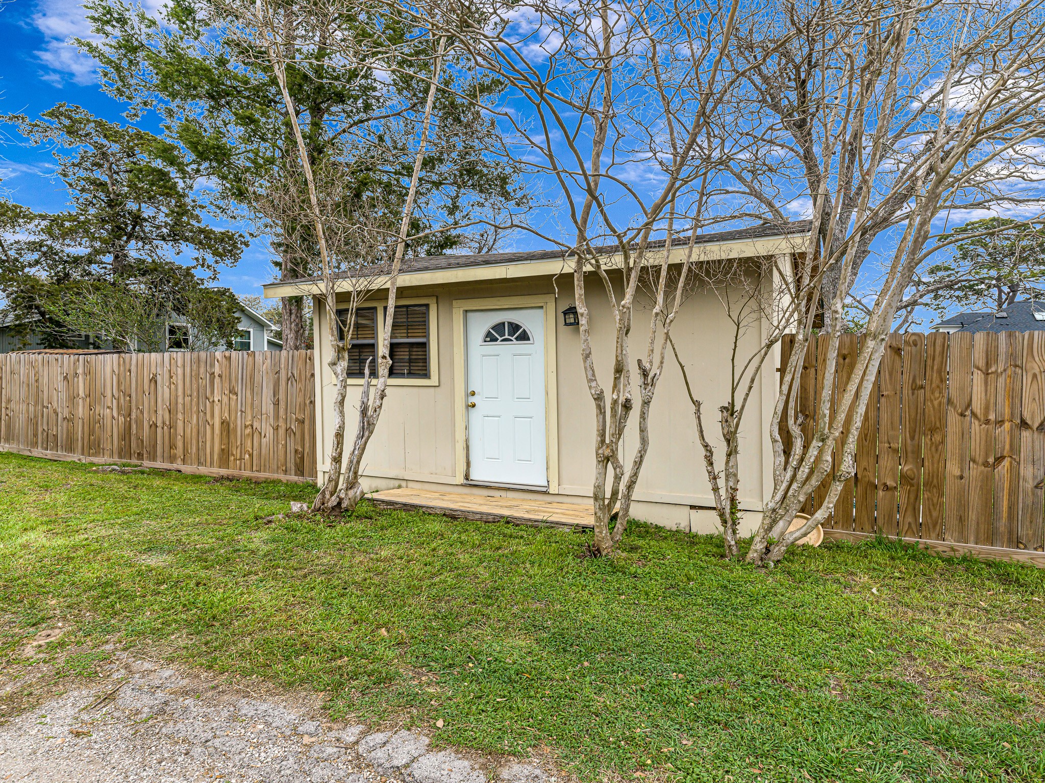 26 W Austin Street Property Photo 30